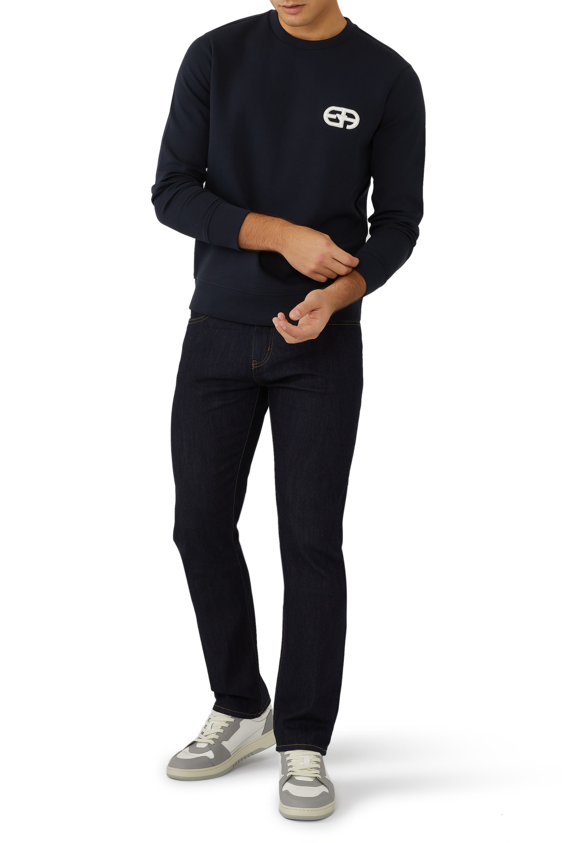 سويت شيرت بشعار الماركة