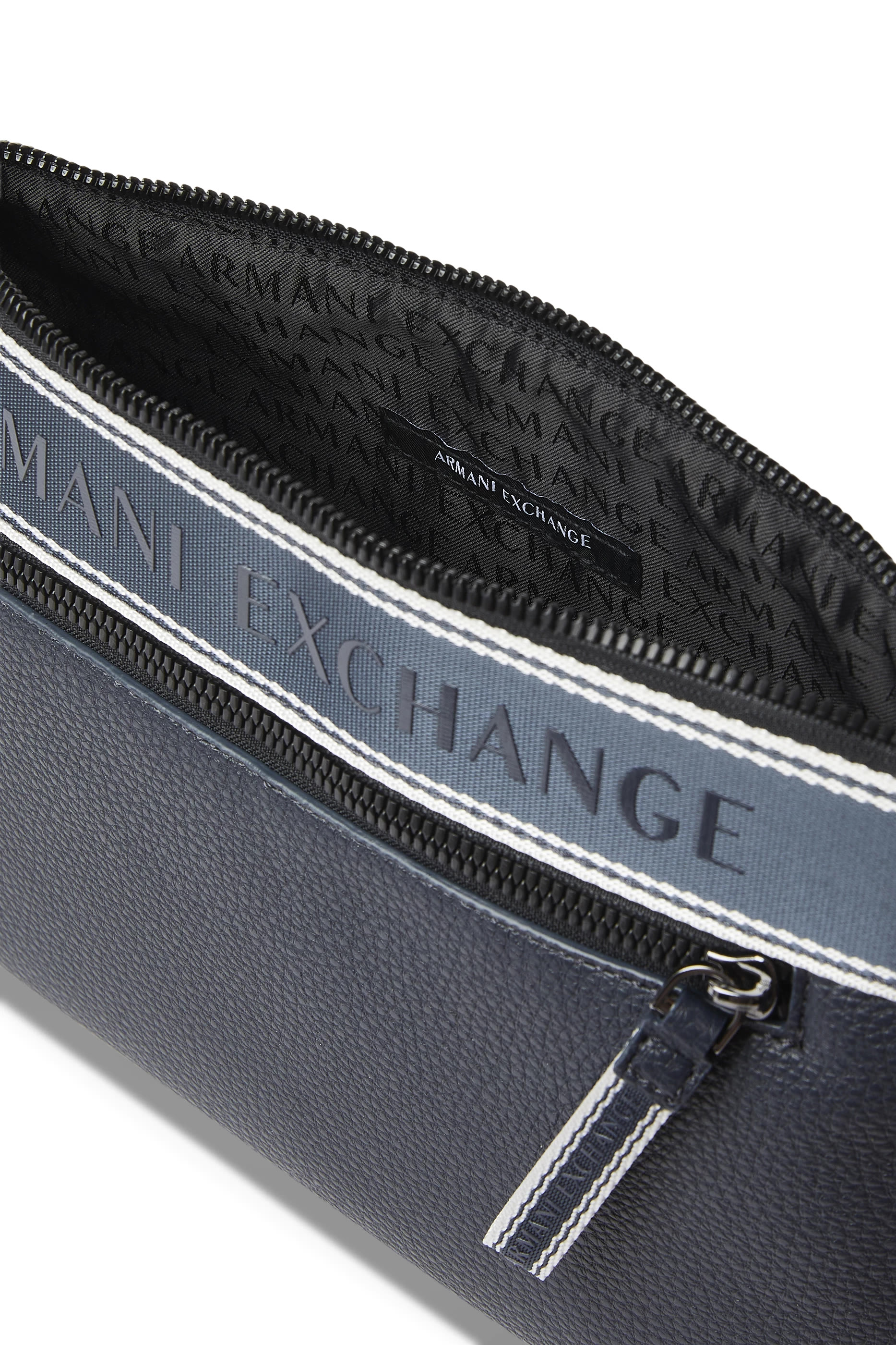 حقيبة إيان صغيرة جلد