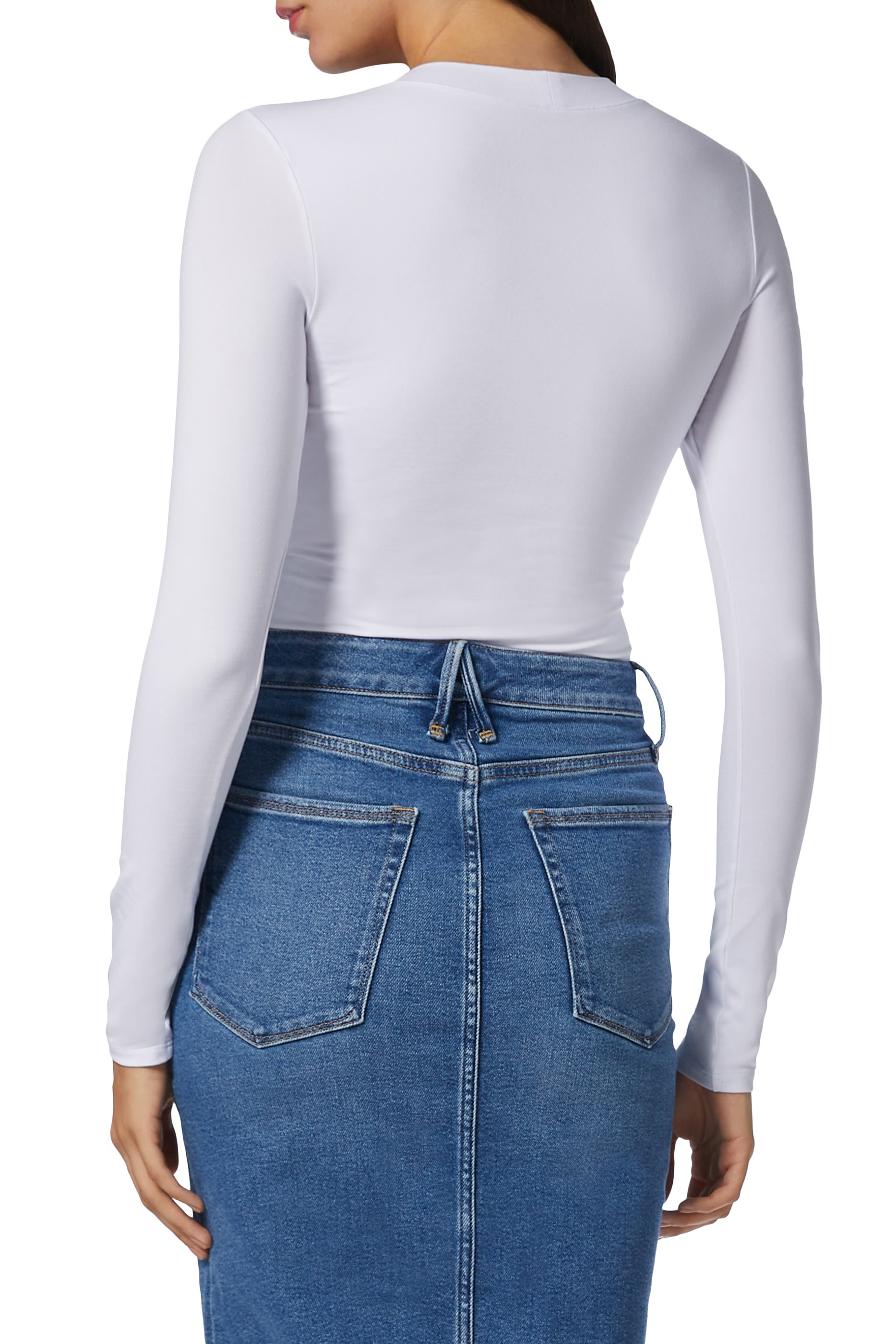 بودي سوت بفتحة رقبة مستديرة