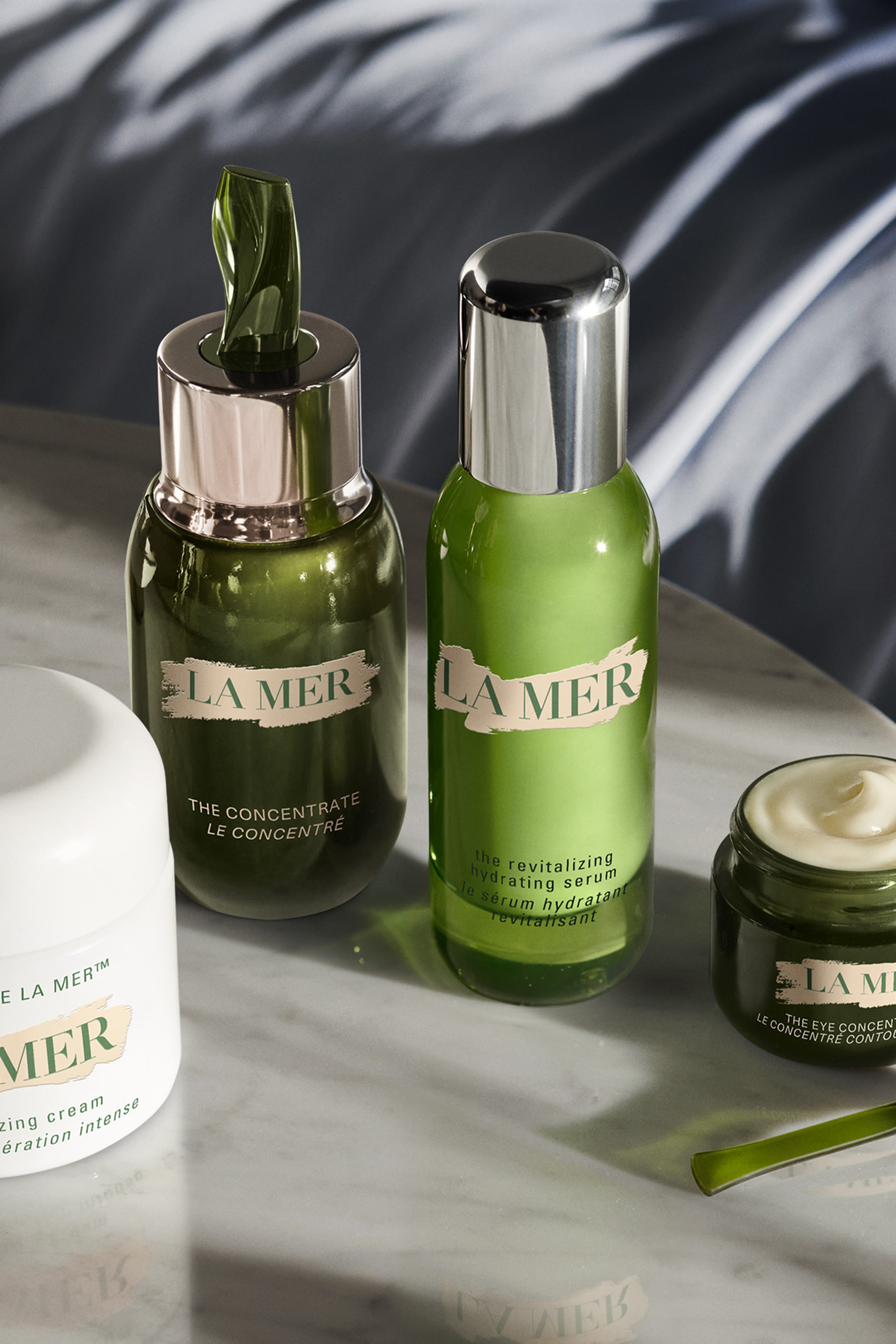 سيروم تجديد حيوية وترطيب البشرة