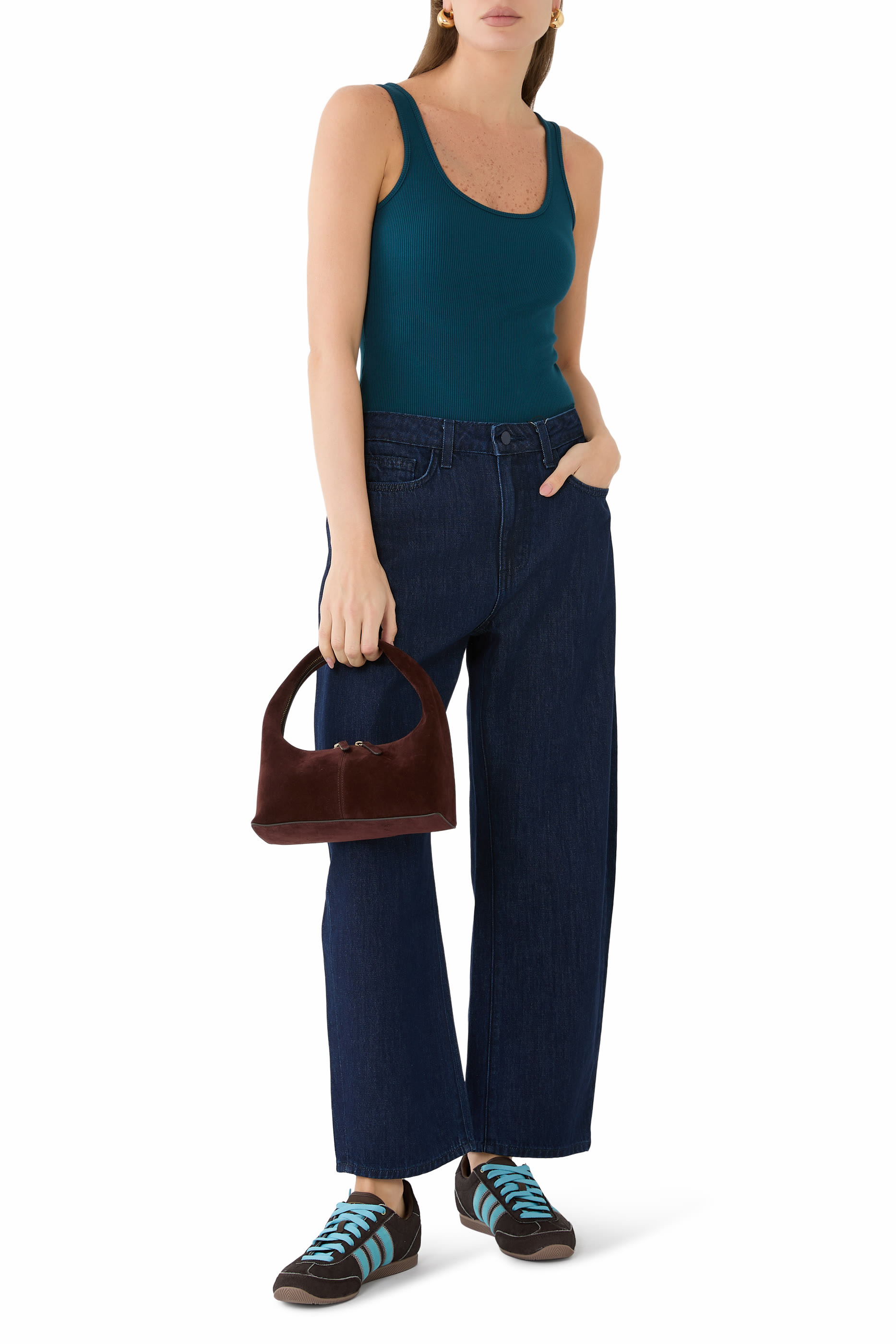 بنطال جينز ماليس بقصة ساق أسطوانية