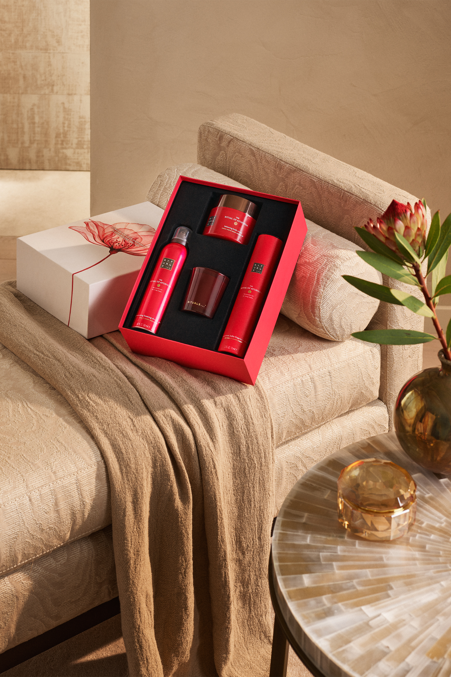 مجموعة هدايا ذا ريتوالز اوف ايورفيدا بحجم كبير