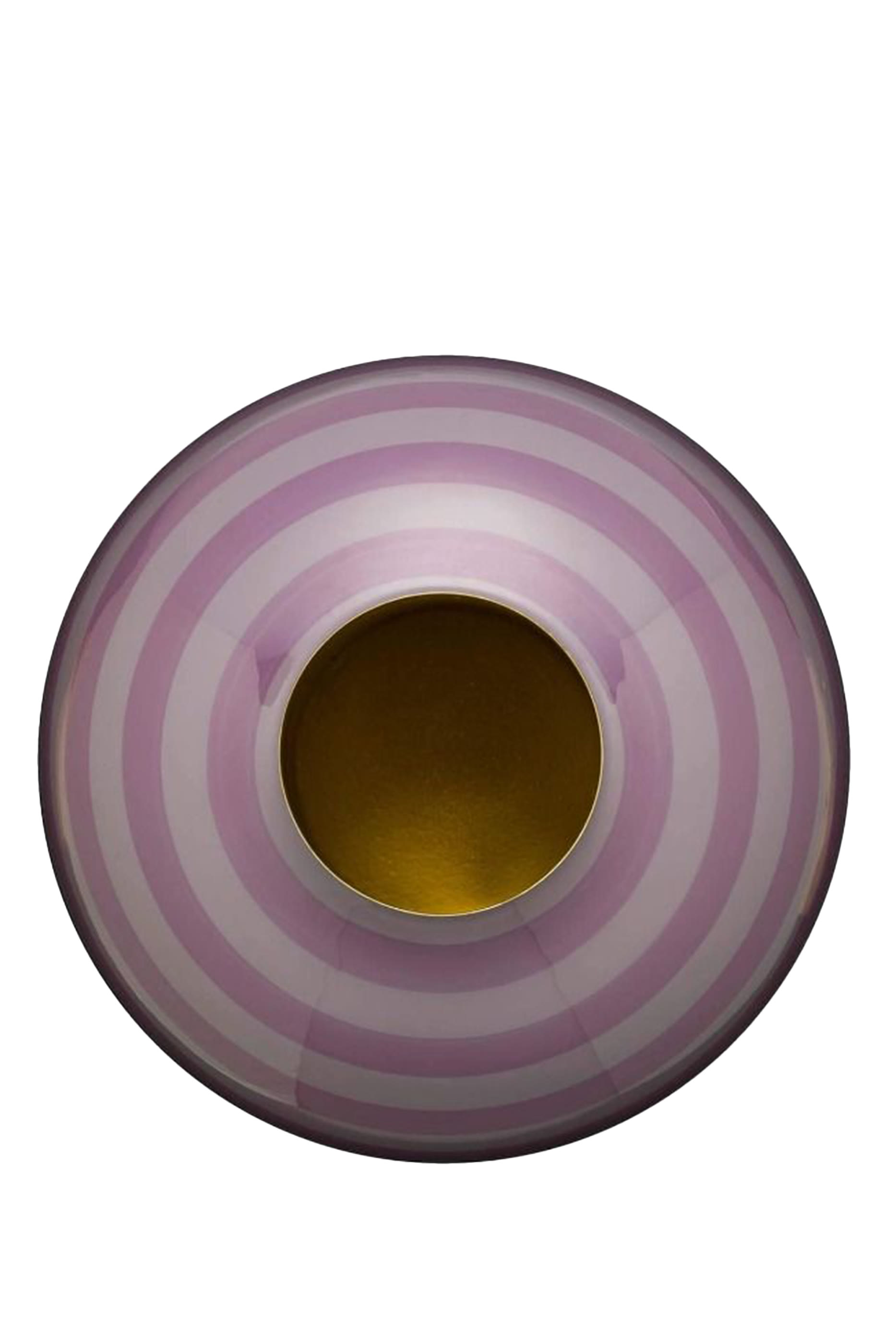 مزهرية بتصميم بيضاوي مخطط معدن