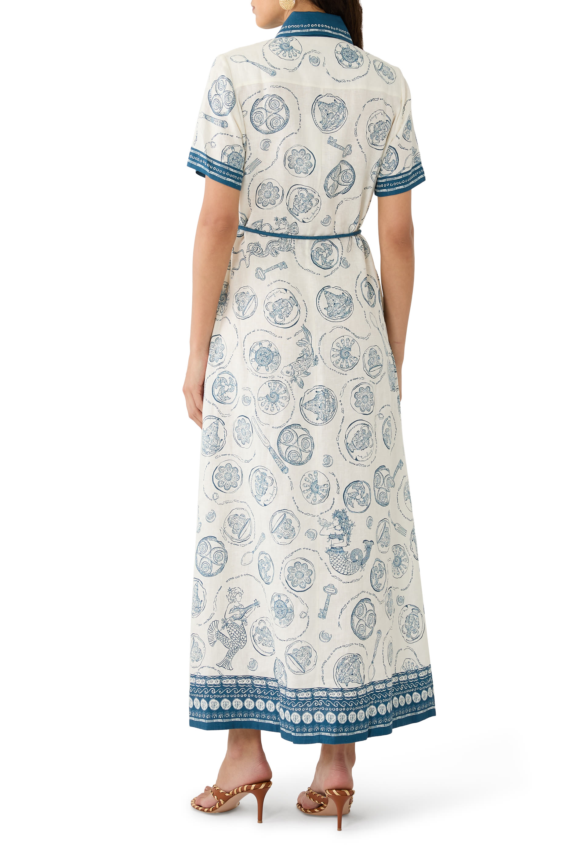 فستان لاكي بنمط قميص