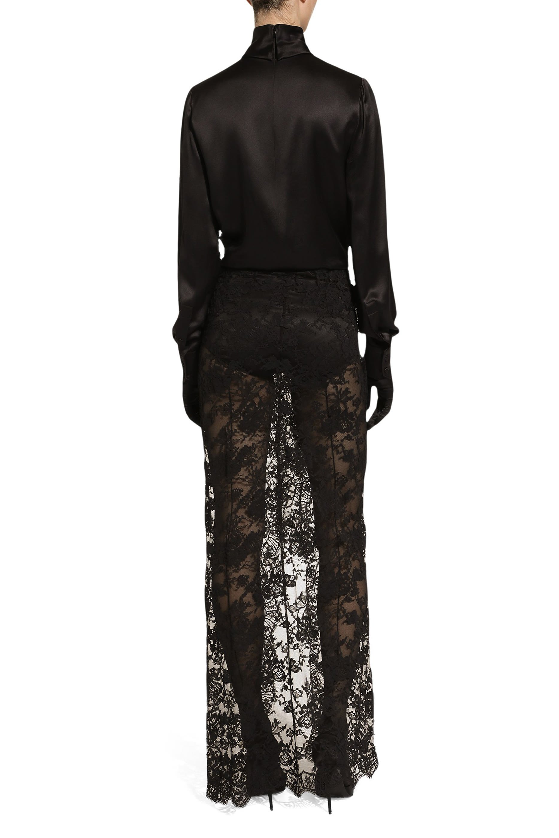 تنورة دانتيل شانتيلي طويلة