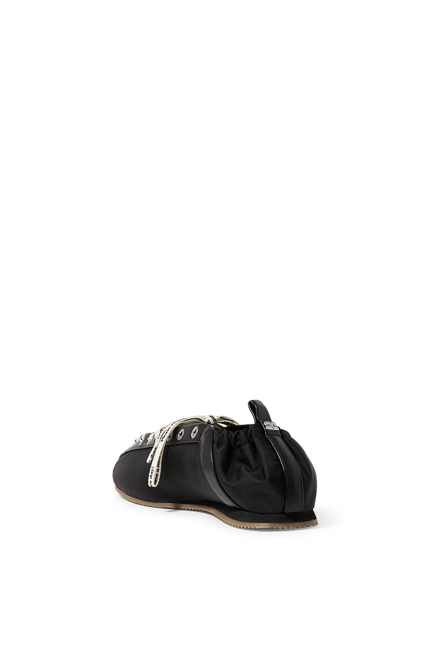 حذاء بالرينا رياضي