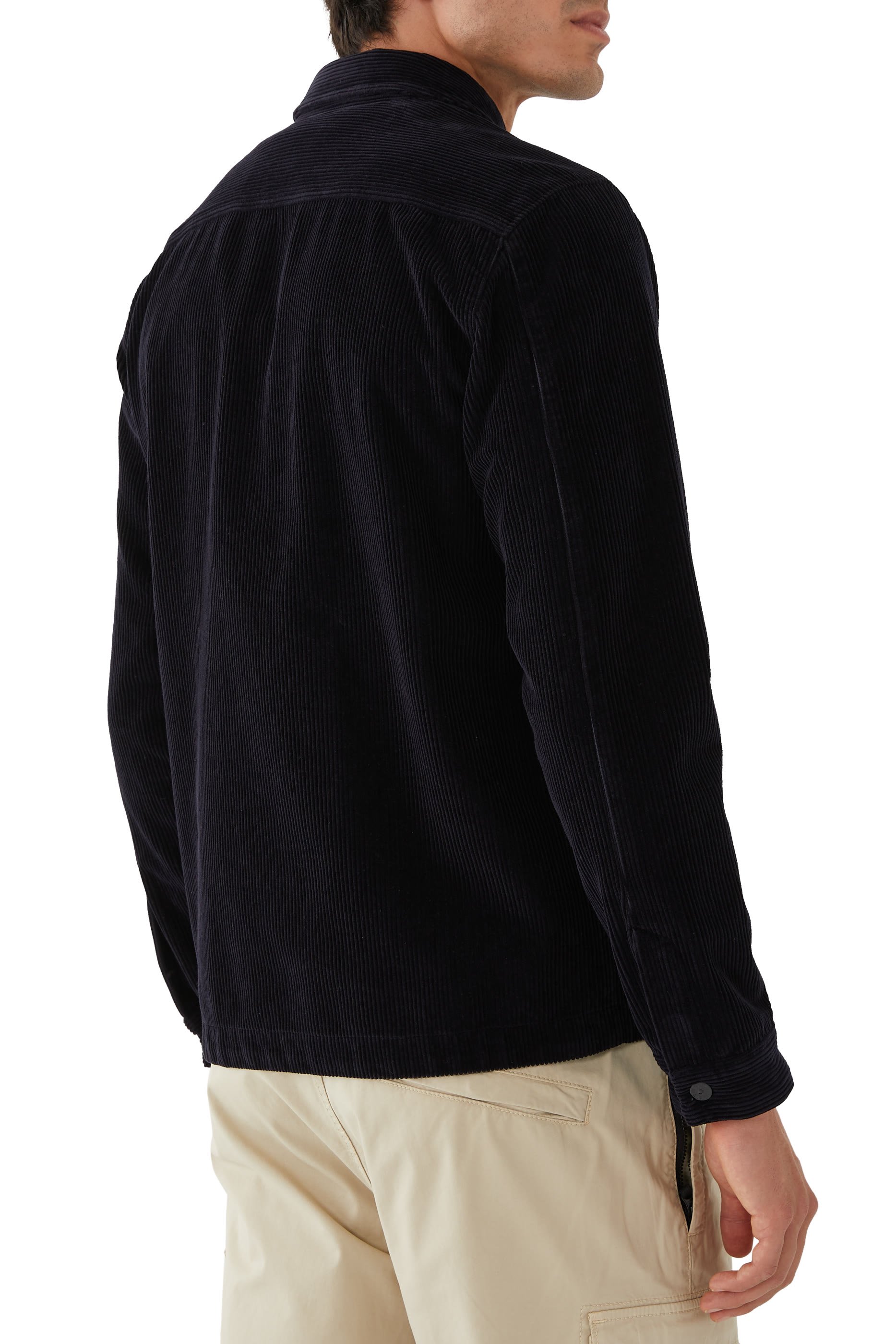 قميص بتصميم جاكيت بشارة بوصلة