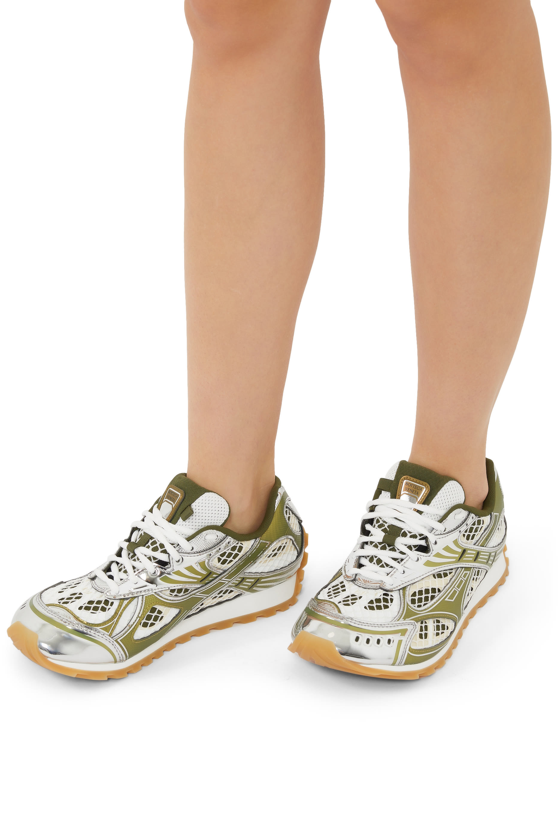 سنيكرز اوربيت