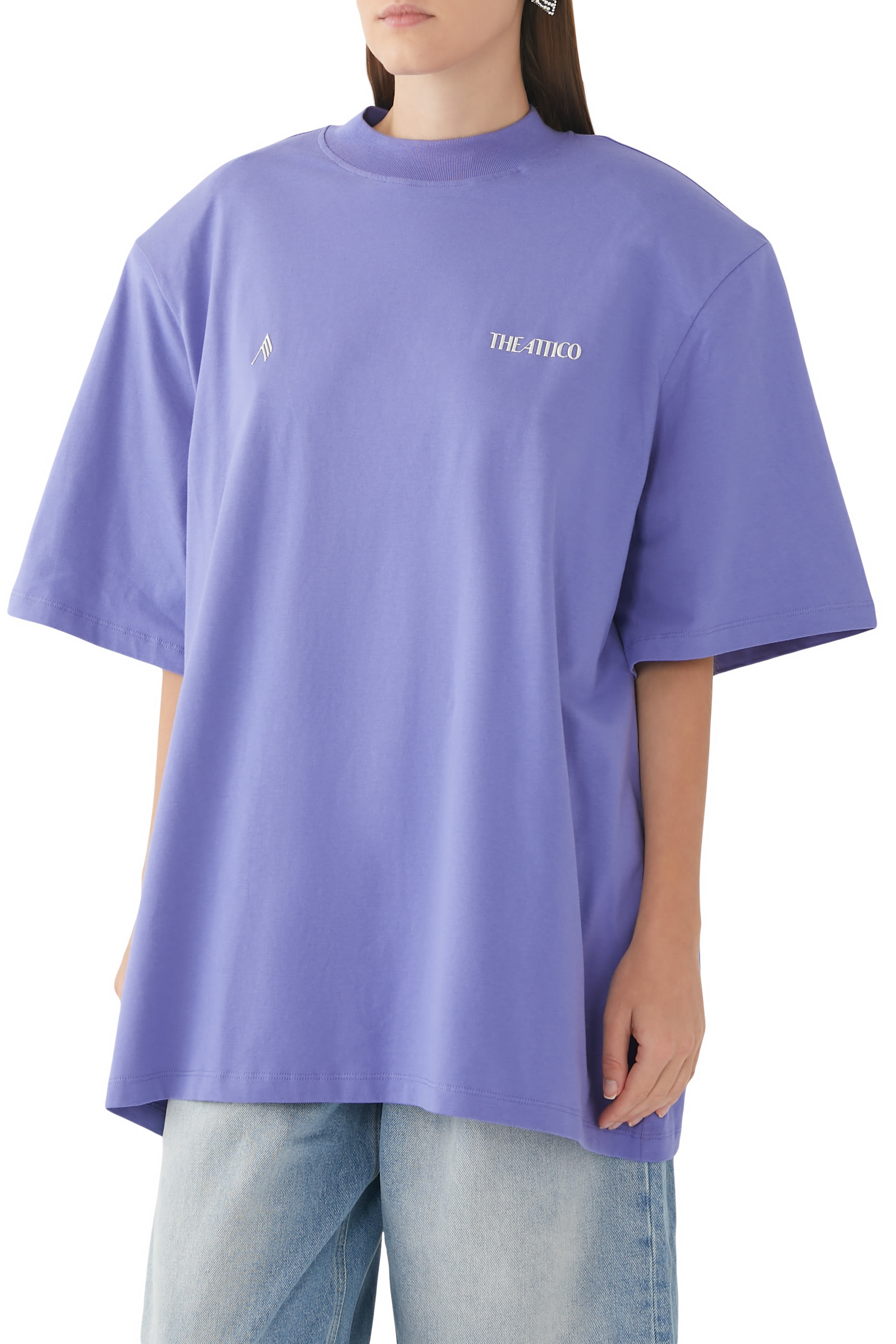 تيشيرت كيلي بأكتاف مبطنة