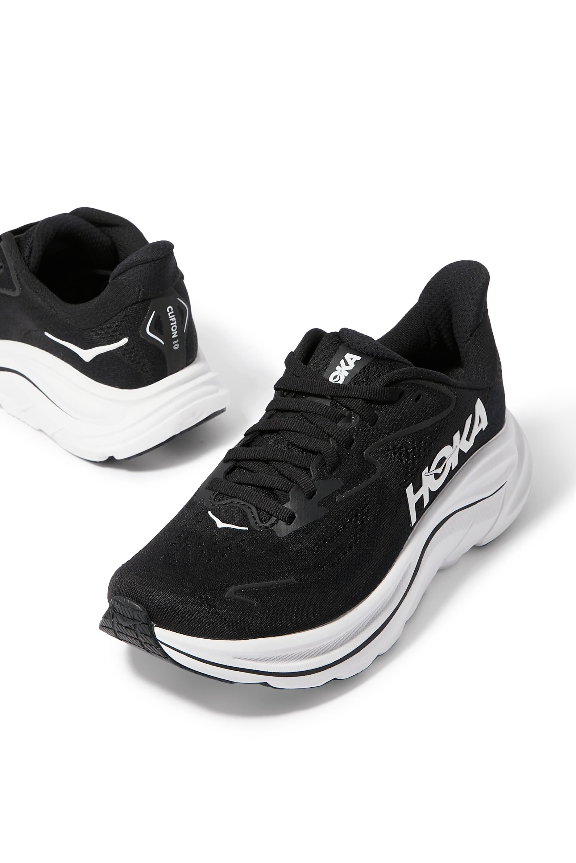 سنيكرز كليفتون 10