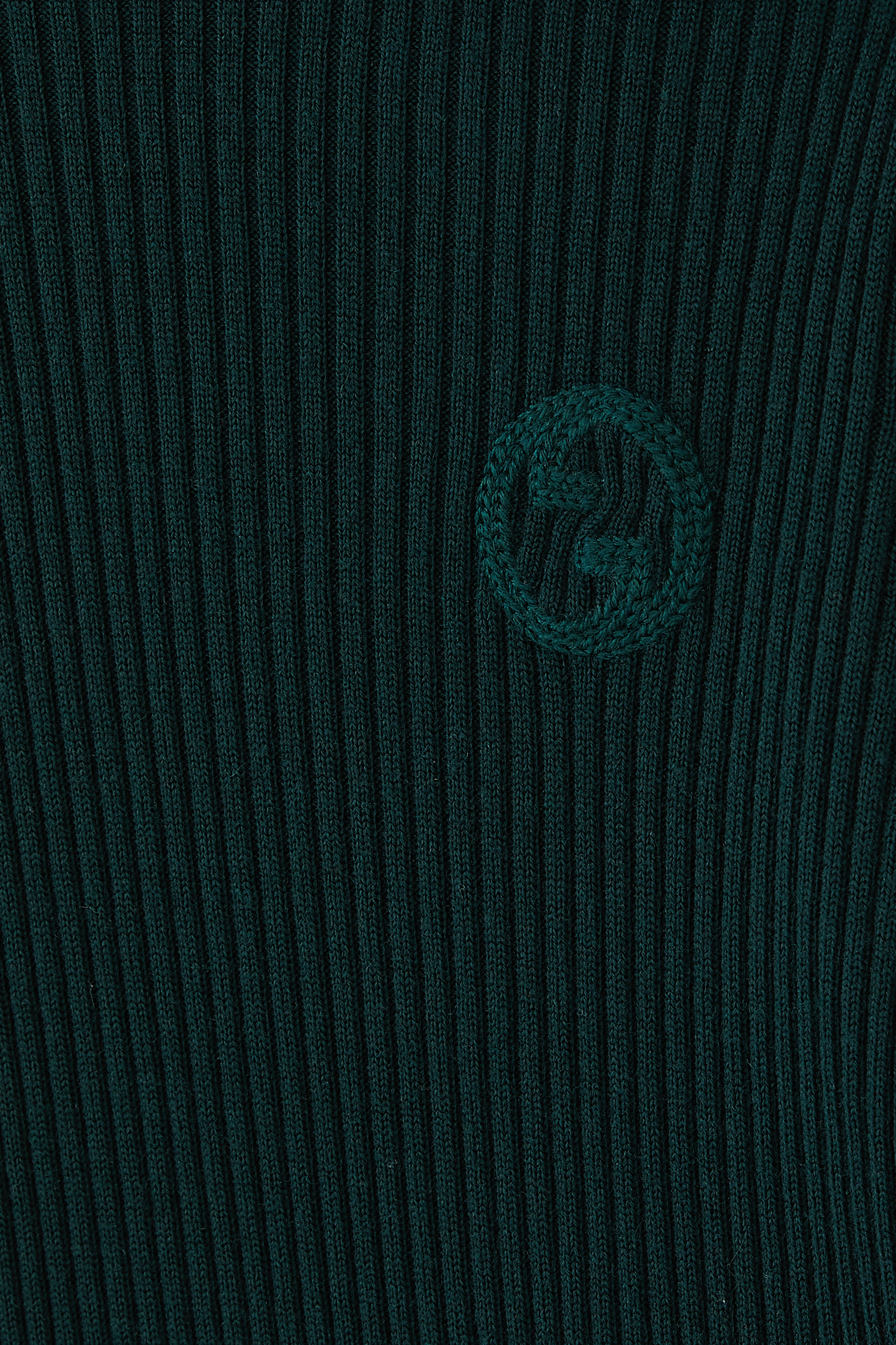 كنزة للأطفال بياقة عالية نسيج صوف مضلع