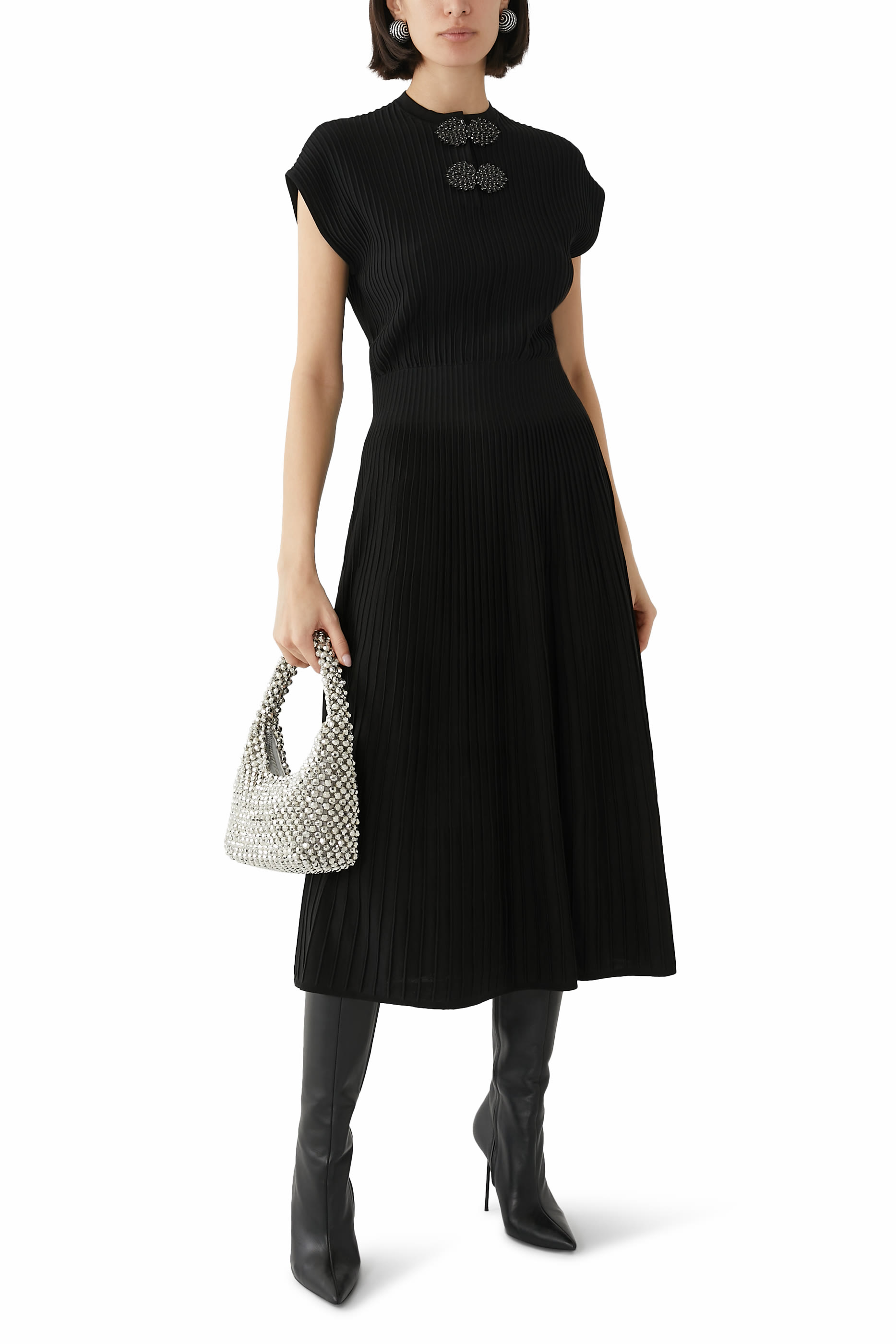 فستان أوتومان متوسط الطول مطرز بالأحجار