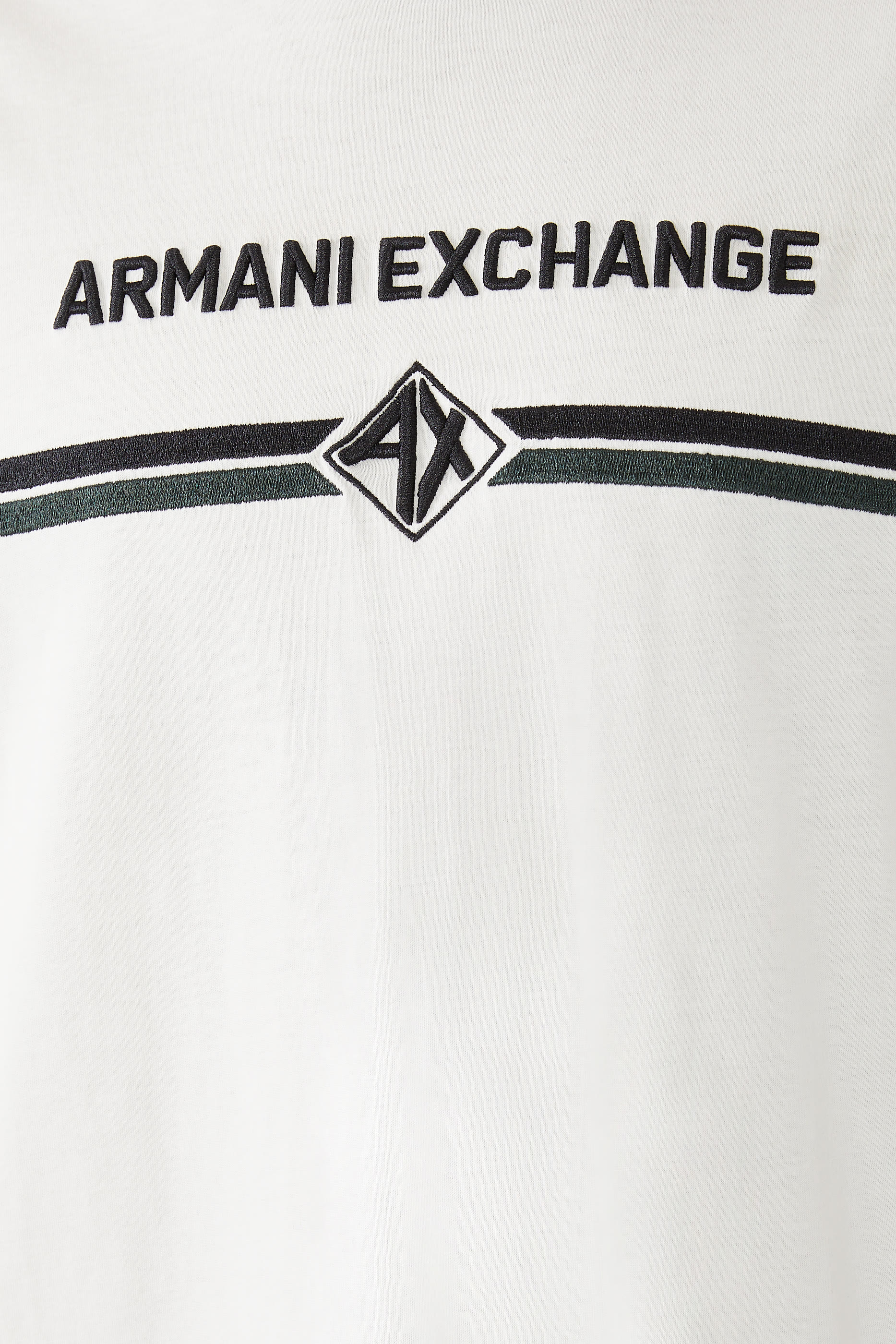 تيشيرت بشعار الماركة