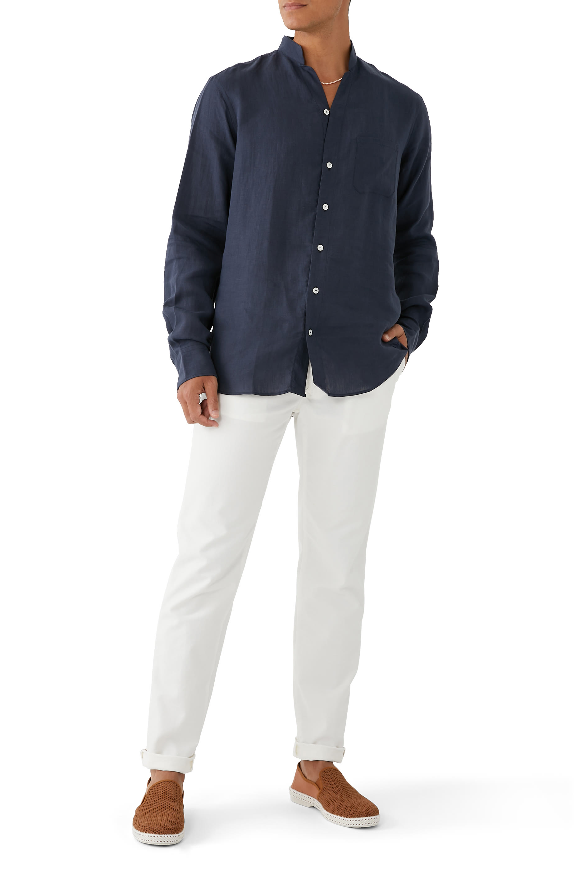 قميص بحافة مقوسة