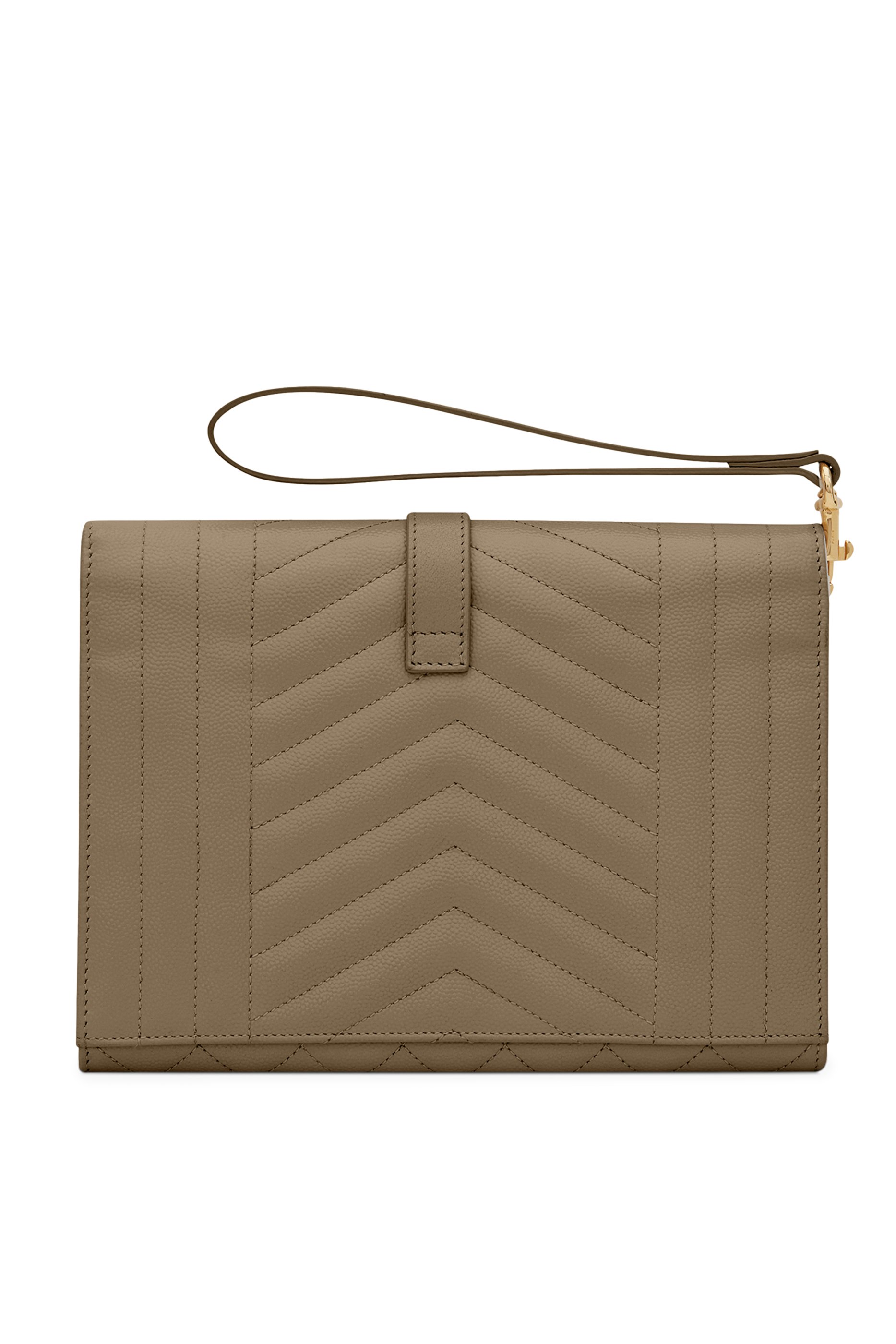 كلاتش بشعار الماركة