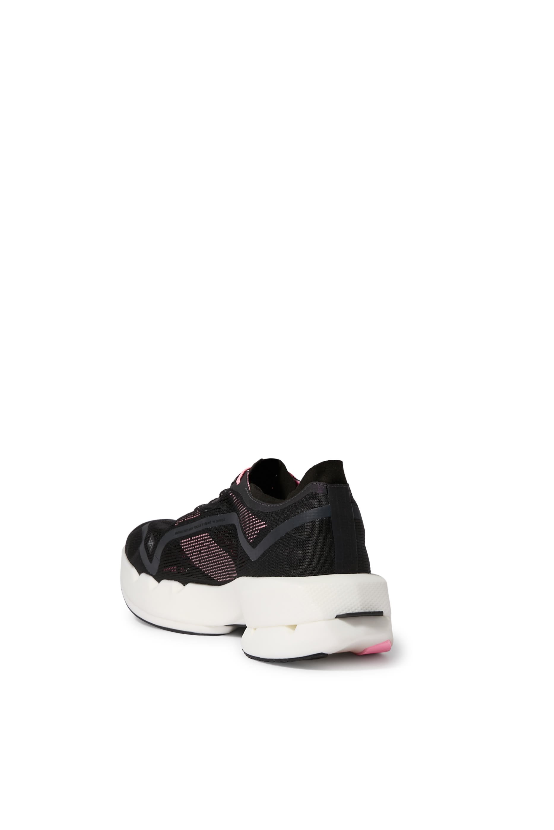 سنيكرز ارك-4 إليت بأربطة للإغلاق