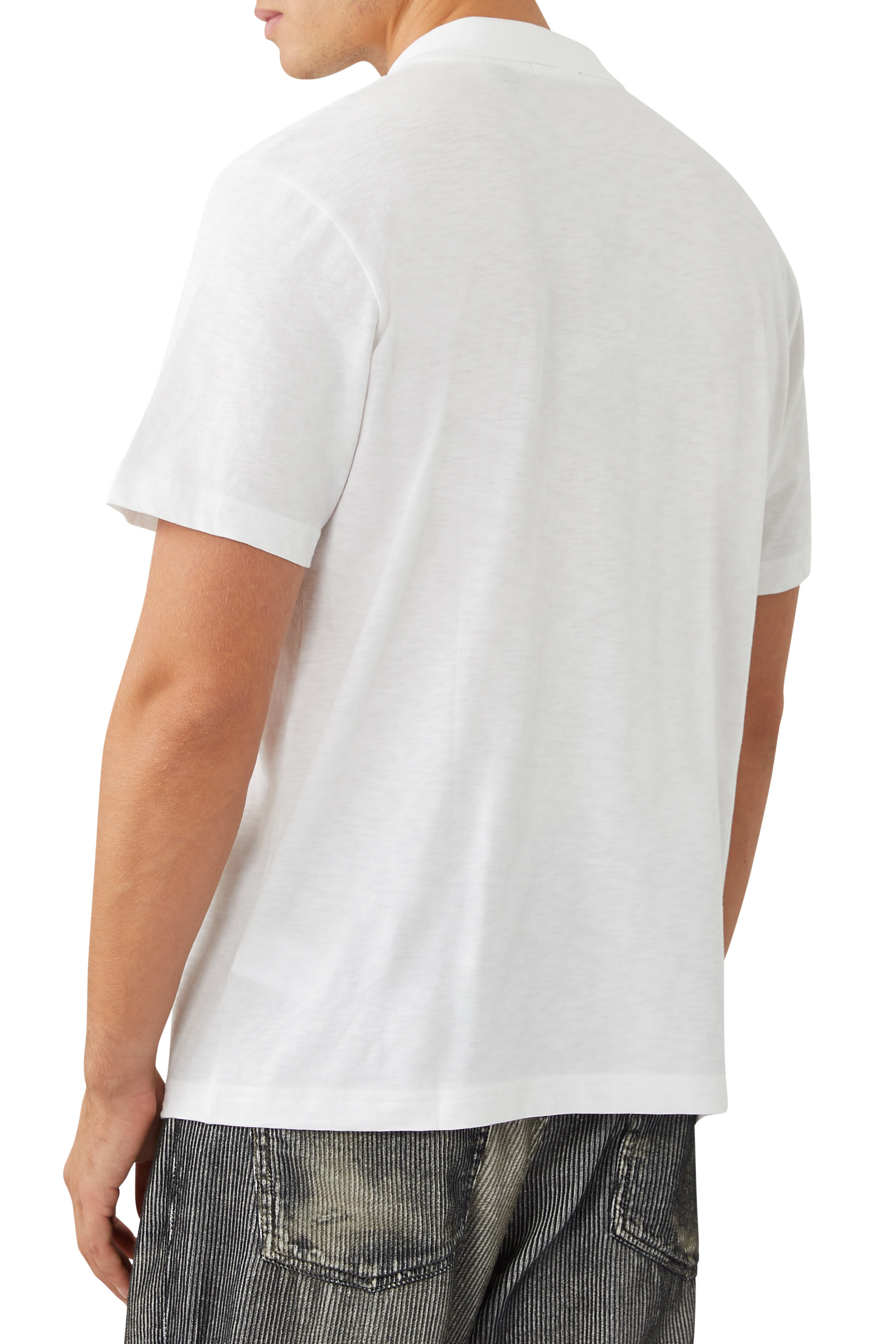 قميص بولو كلاسيكي