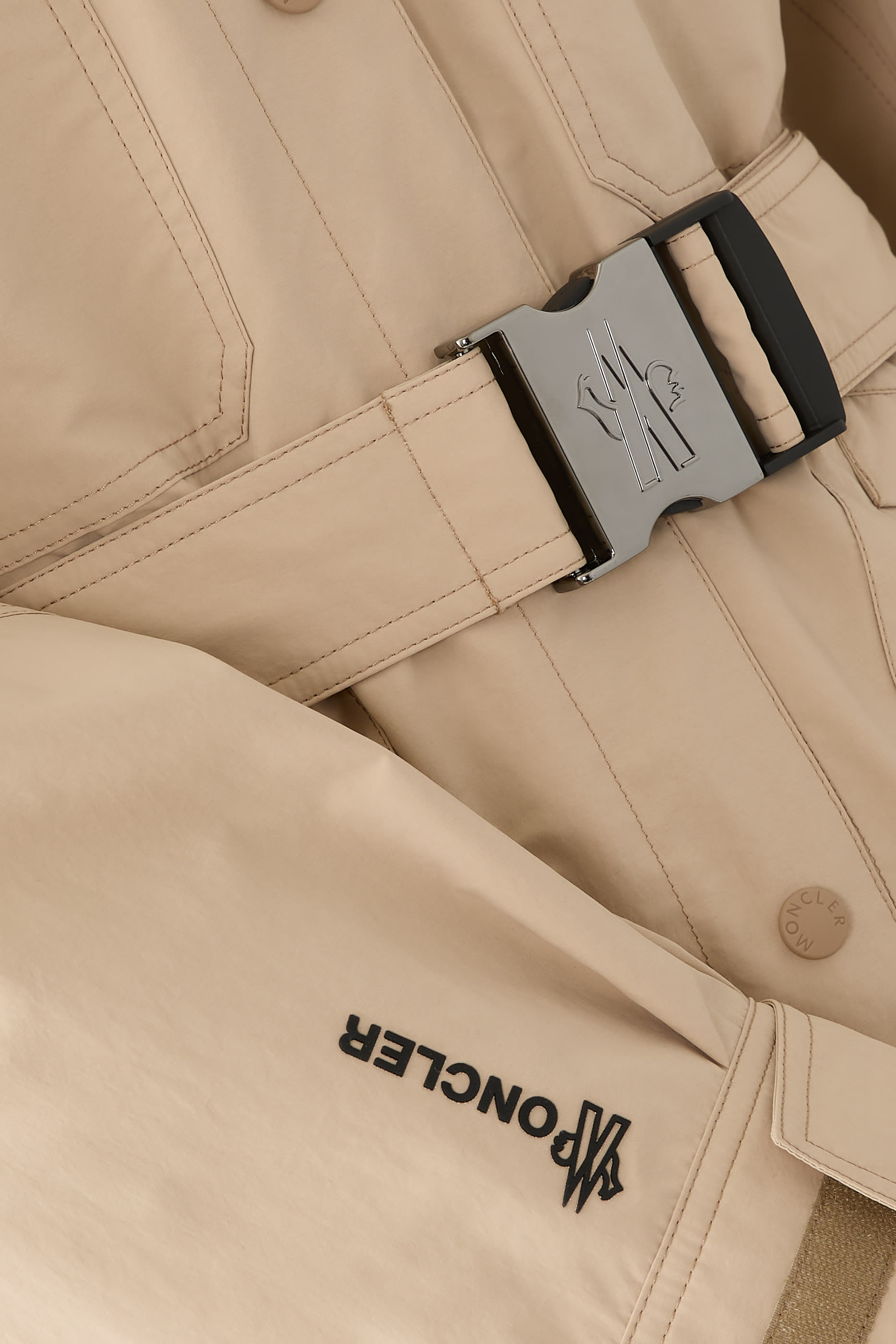 جاكيت كاينغ بتصميم قميص