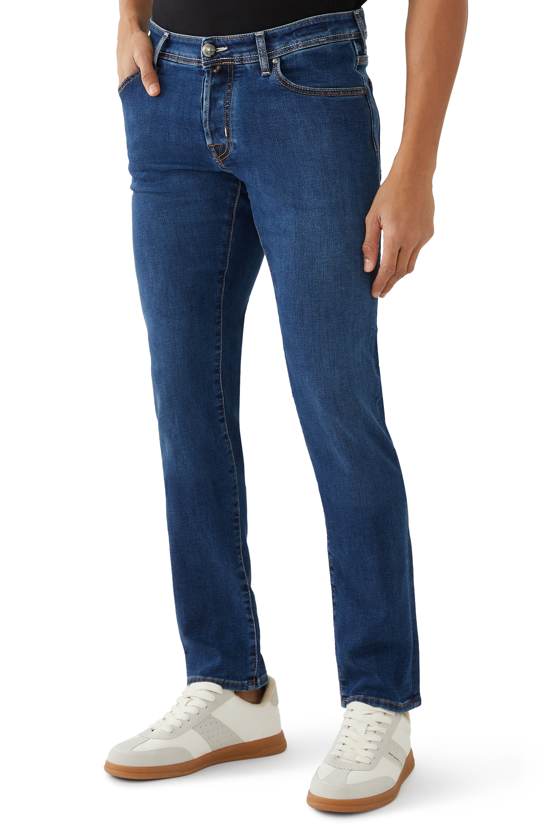 بنطال نيك بقصة ضيقة وخمسة جيوب