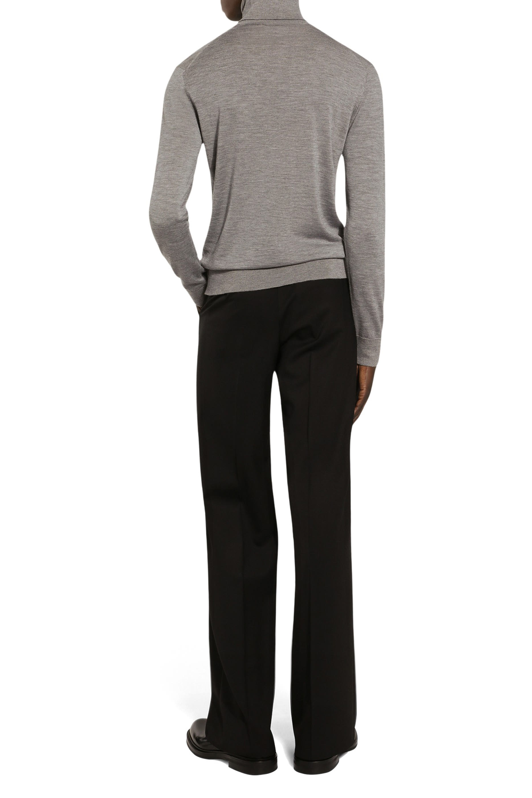 كنزة بياقة عالية كشمير