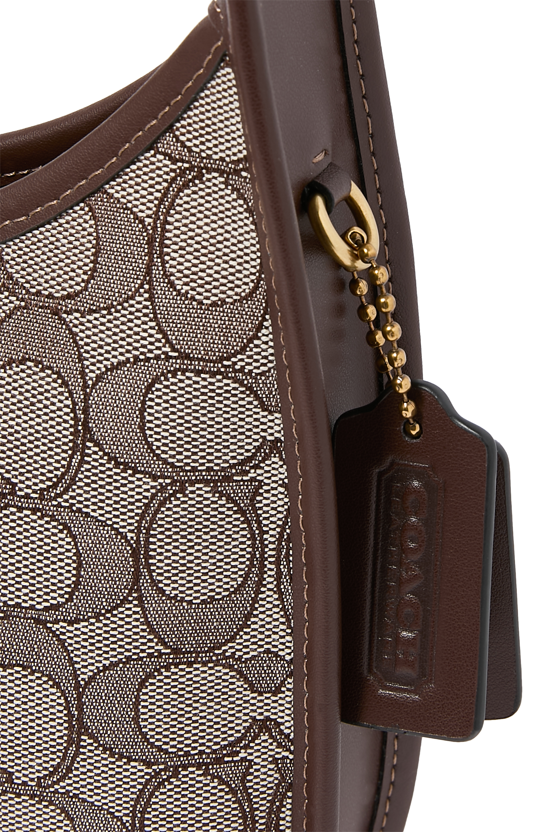 حقيبة بتصميم منحني بسحاب