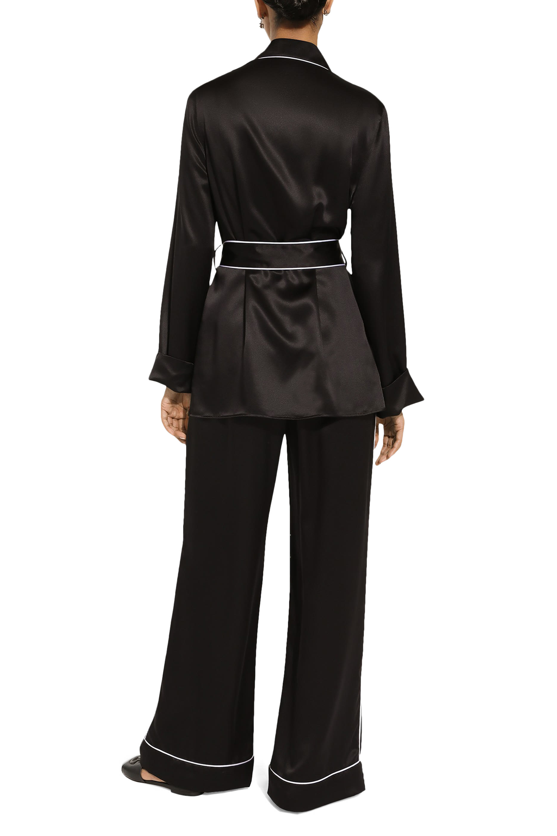 قميص بيجامة بحواف ملفوفة بلون مغاير حرير