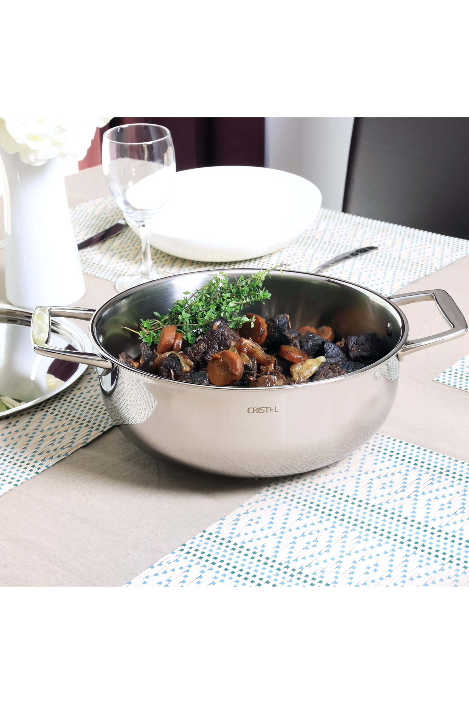 قدر حساء كاستل برو بهيكل متعدد الطبقات