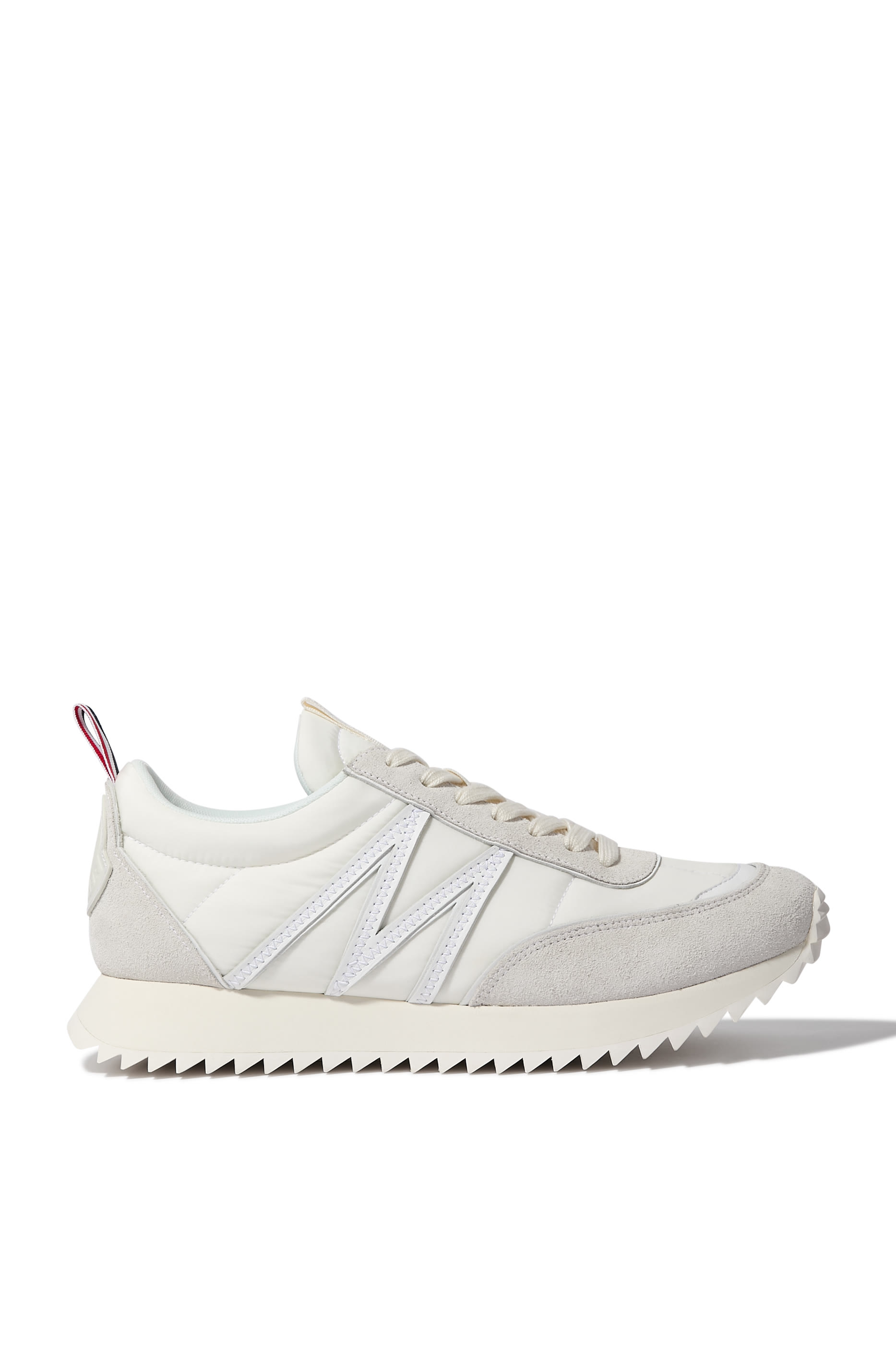 سنيكرز باسي بكاحل منخفض