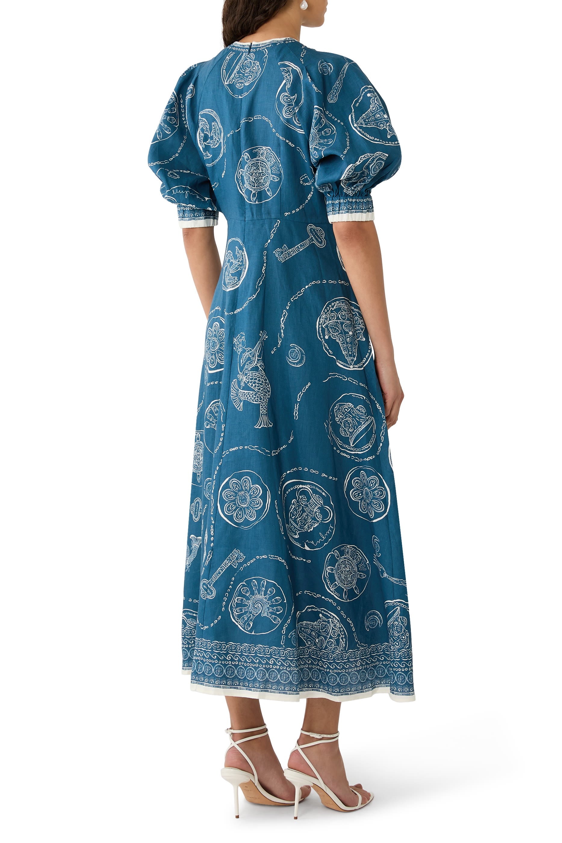 فستان لاكي متوسط الطول