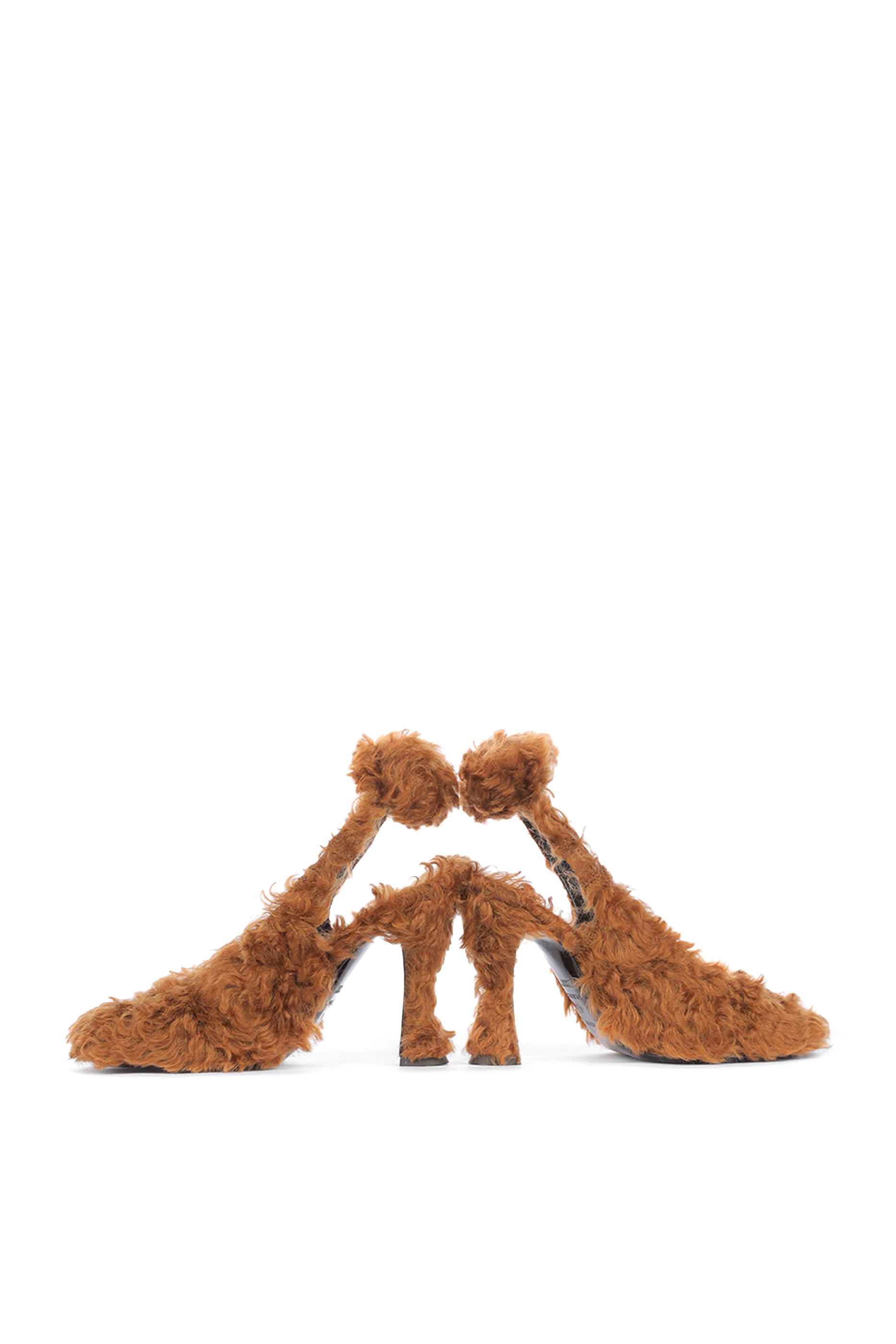 حذاء كلاسيكي 100 موهير