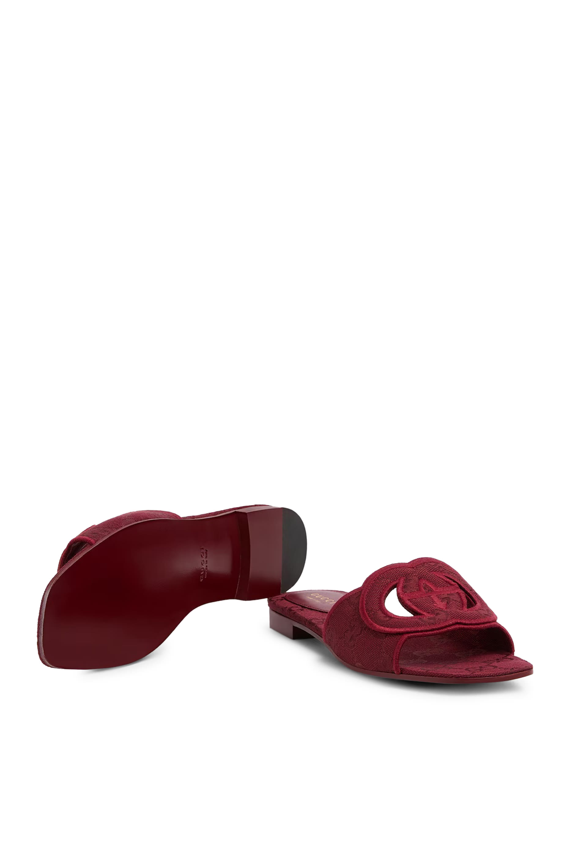 صندل خفيف بشعار الماركة بتصميم متداخل