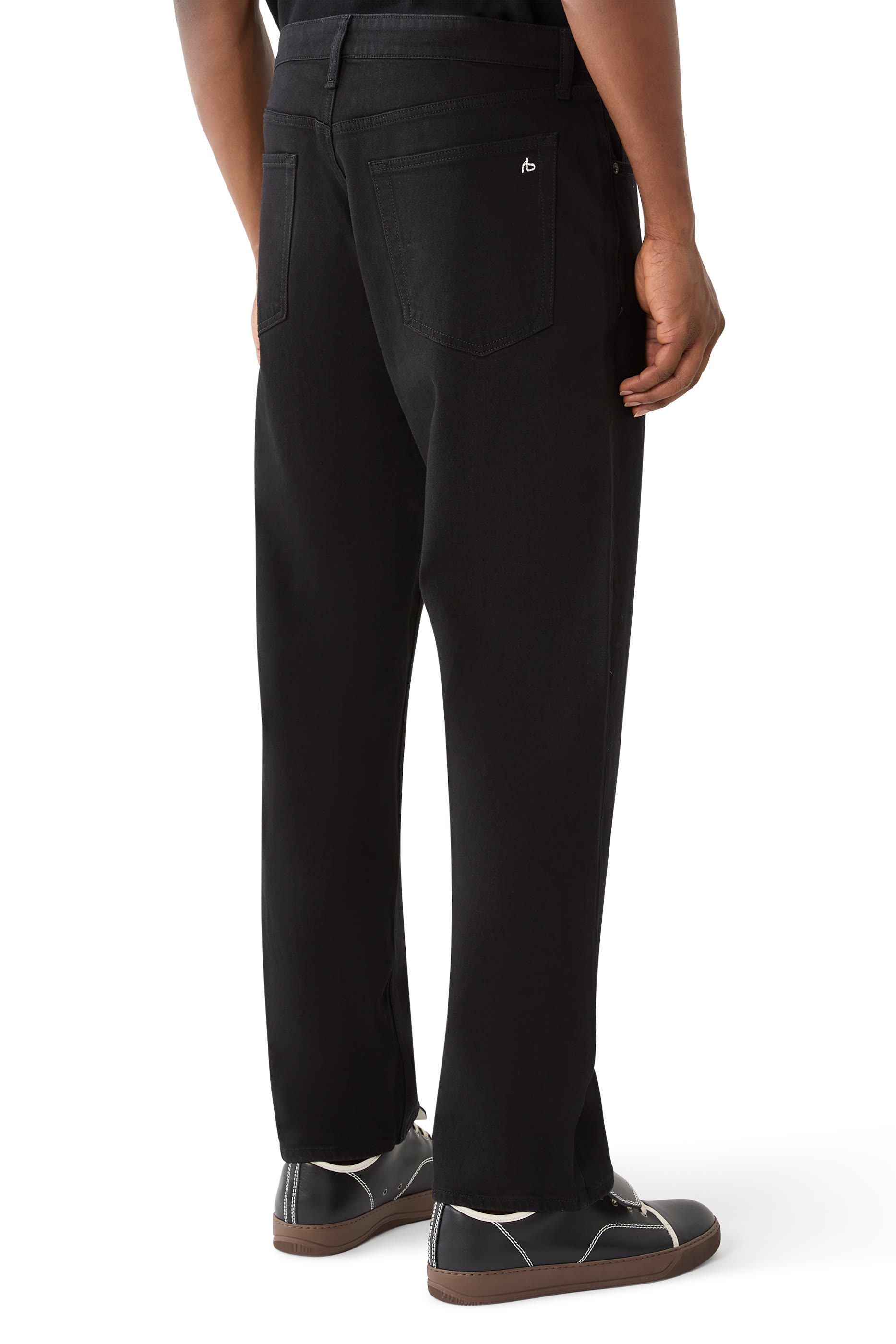 بنطال جينز فيت 4 بقصة مستقيمة