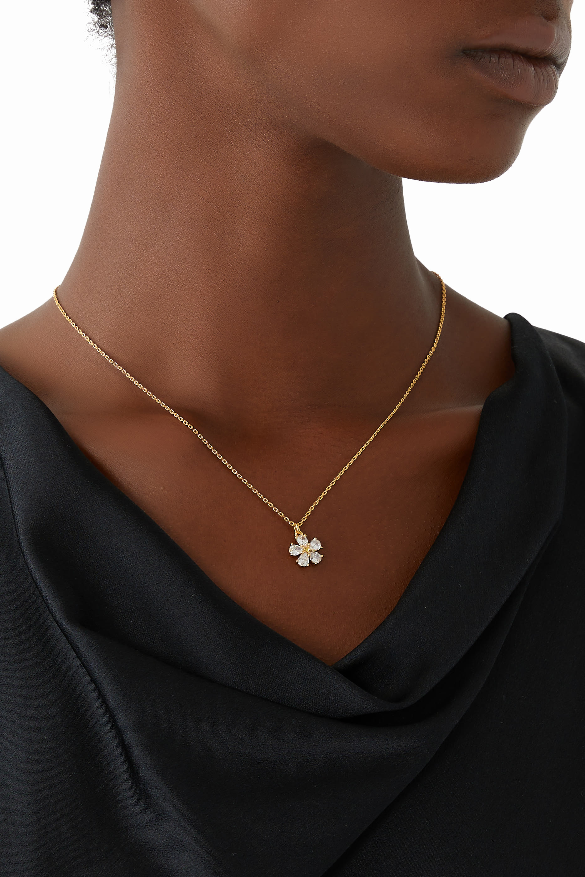 قلادة برستنج بلومز بدلاية مرصعة بأحجار زركونيا مكعبة وحجر زجاجي راتينج ونحاس