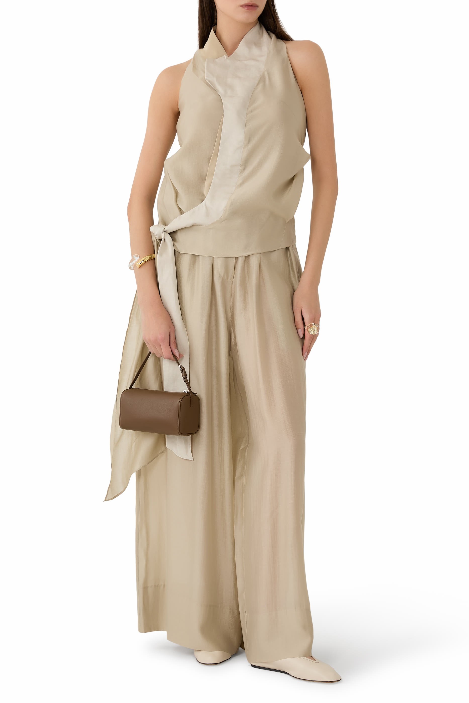 بلوزة انسيابية