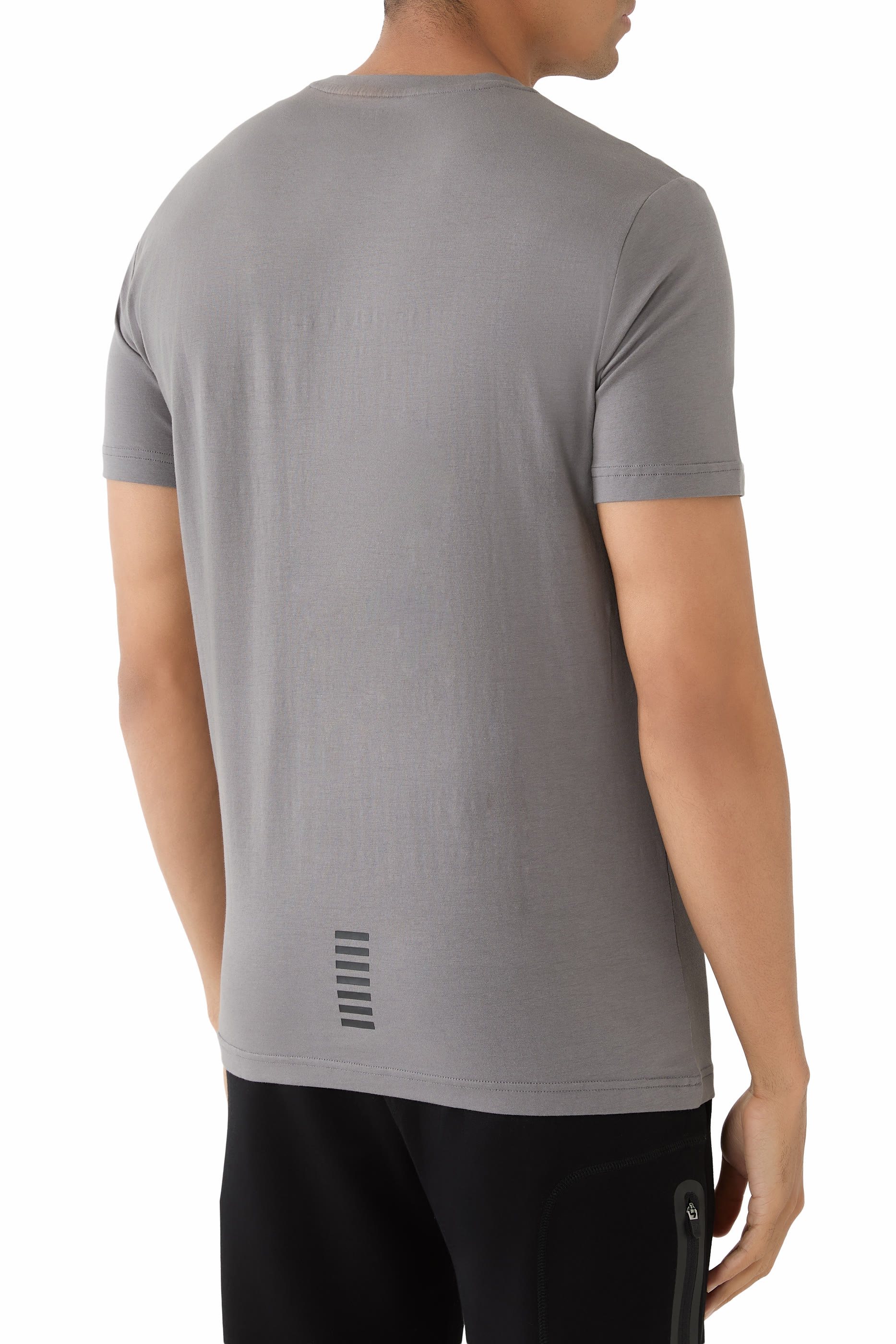 تيشيرت قطن بشعار الماركة