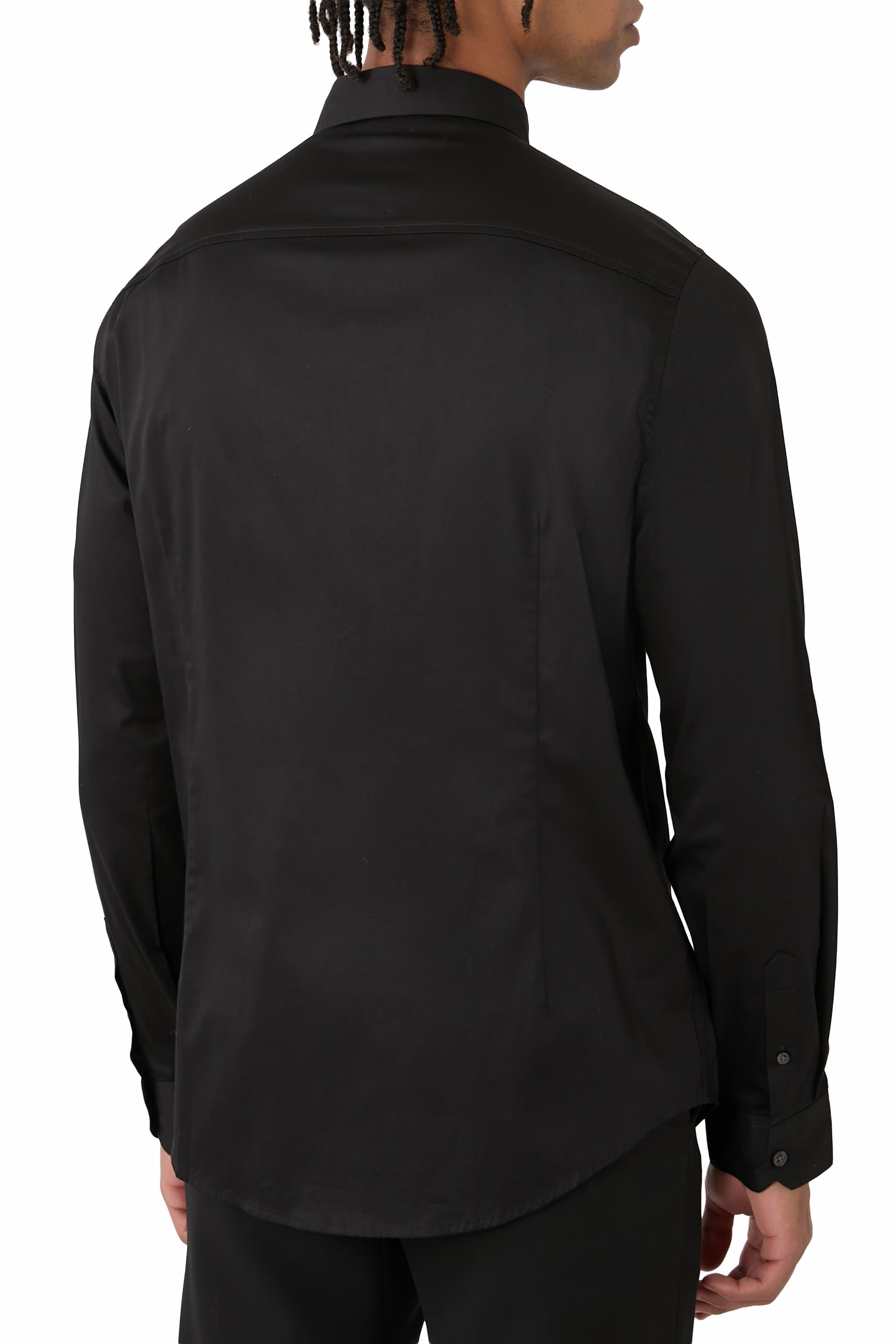 قميص بقصة عادية وخطوط