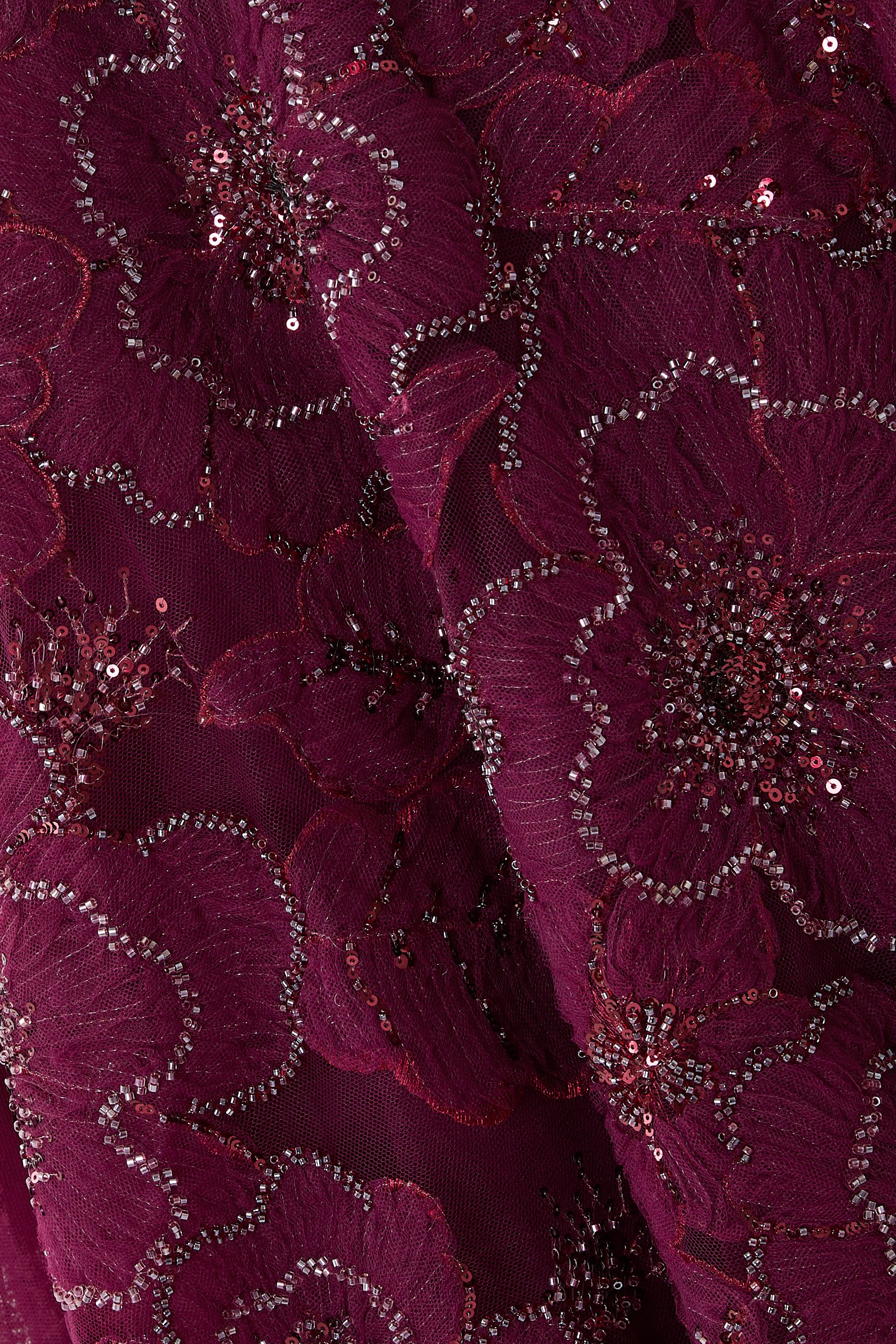 فستان سهرة بلا حمالات مزين بخرز وزهور بارزة الملمس