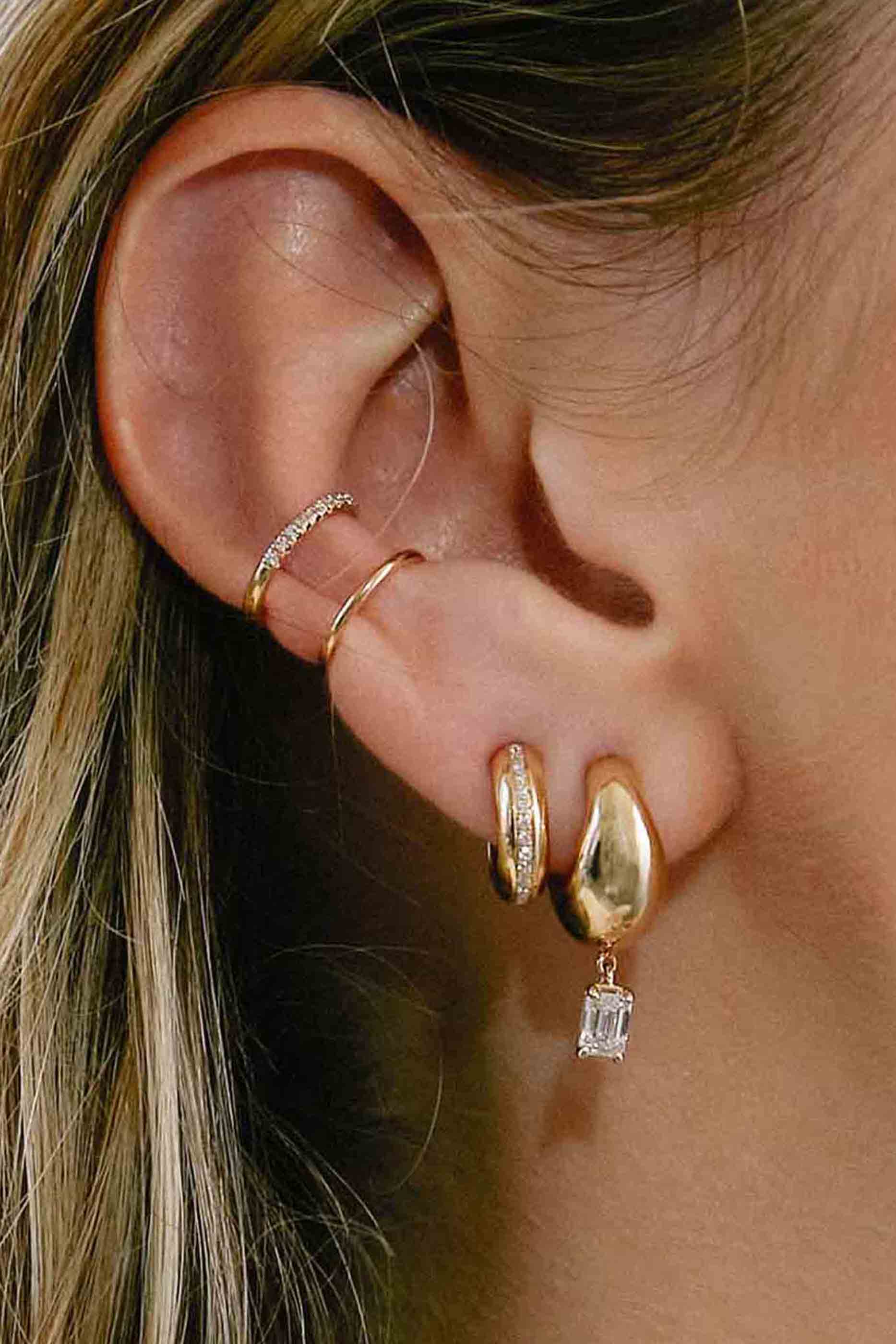  أقراط هاجي سميكة دائرية مرصعة بماس، ذهب أصفر عيار 14