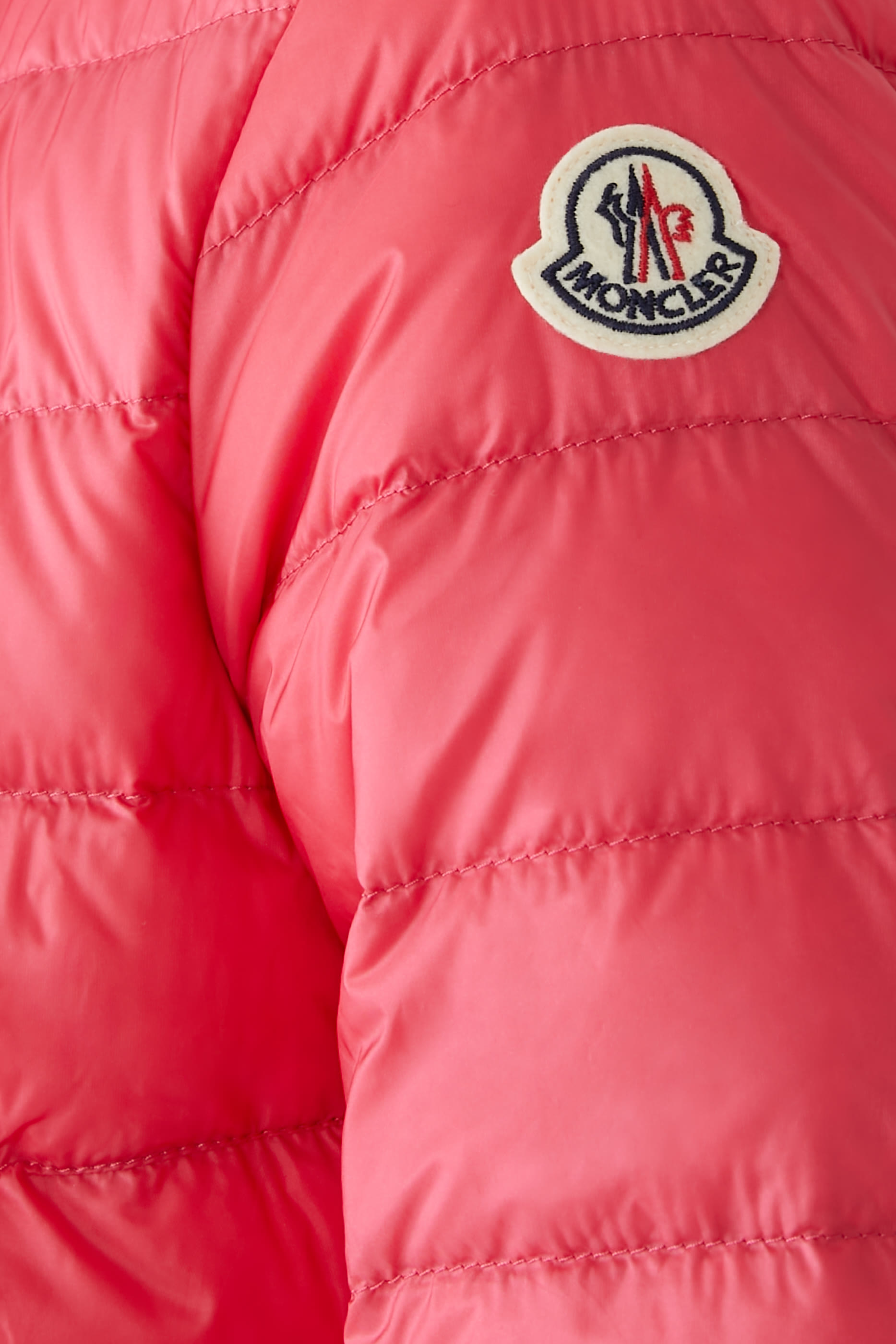 جاكيت لانس قصير مبطن قابل للتعبئة