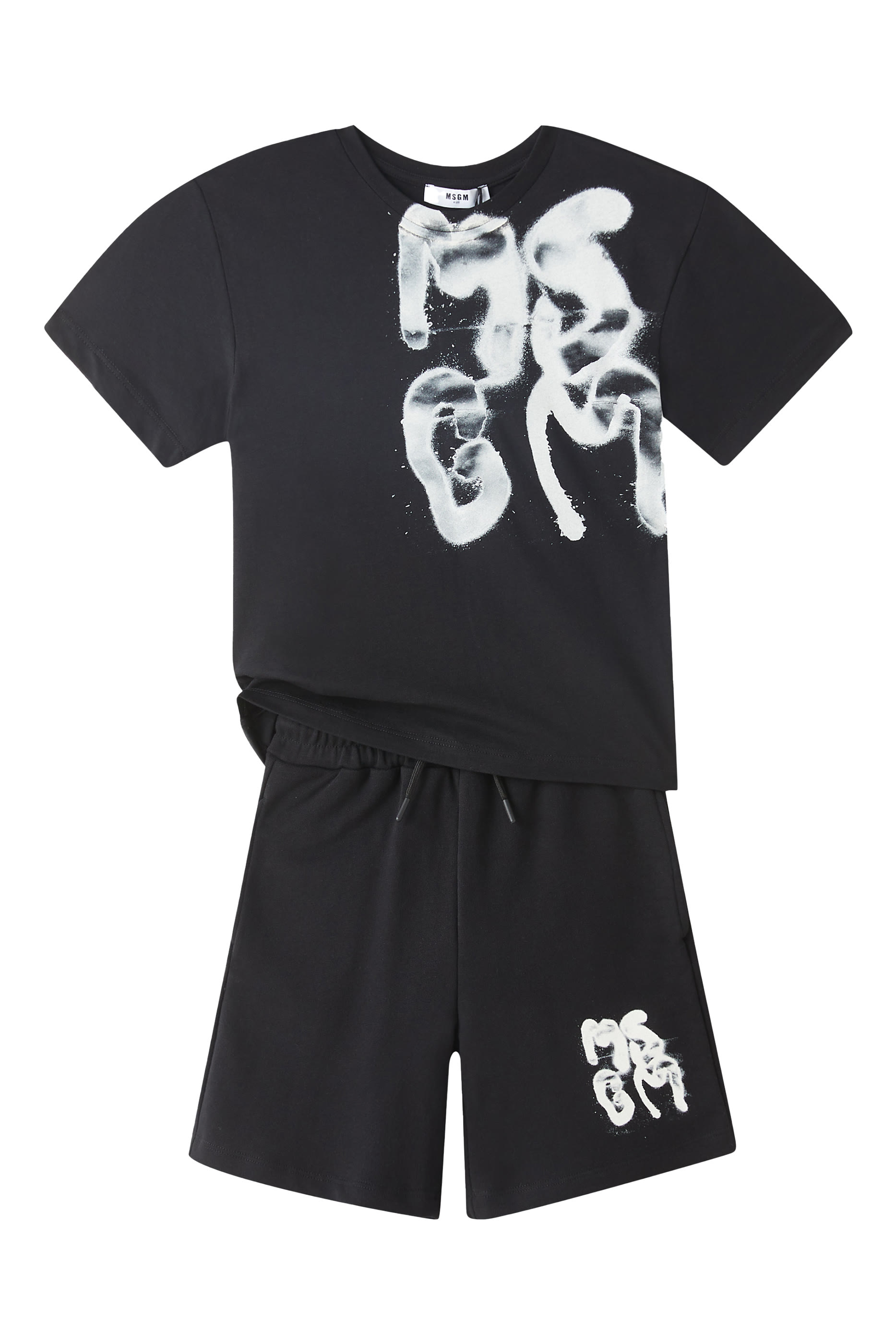 تيشيرت بشعار الماركة للأطفال