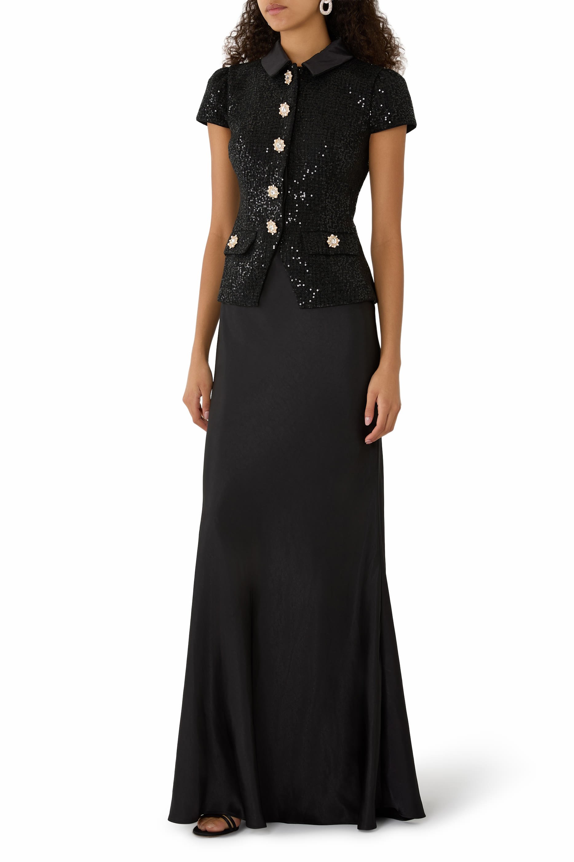 فستان طويل بوكليه مزين بترتر ساتان