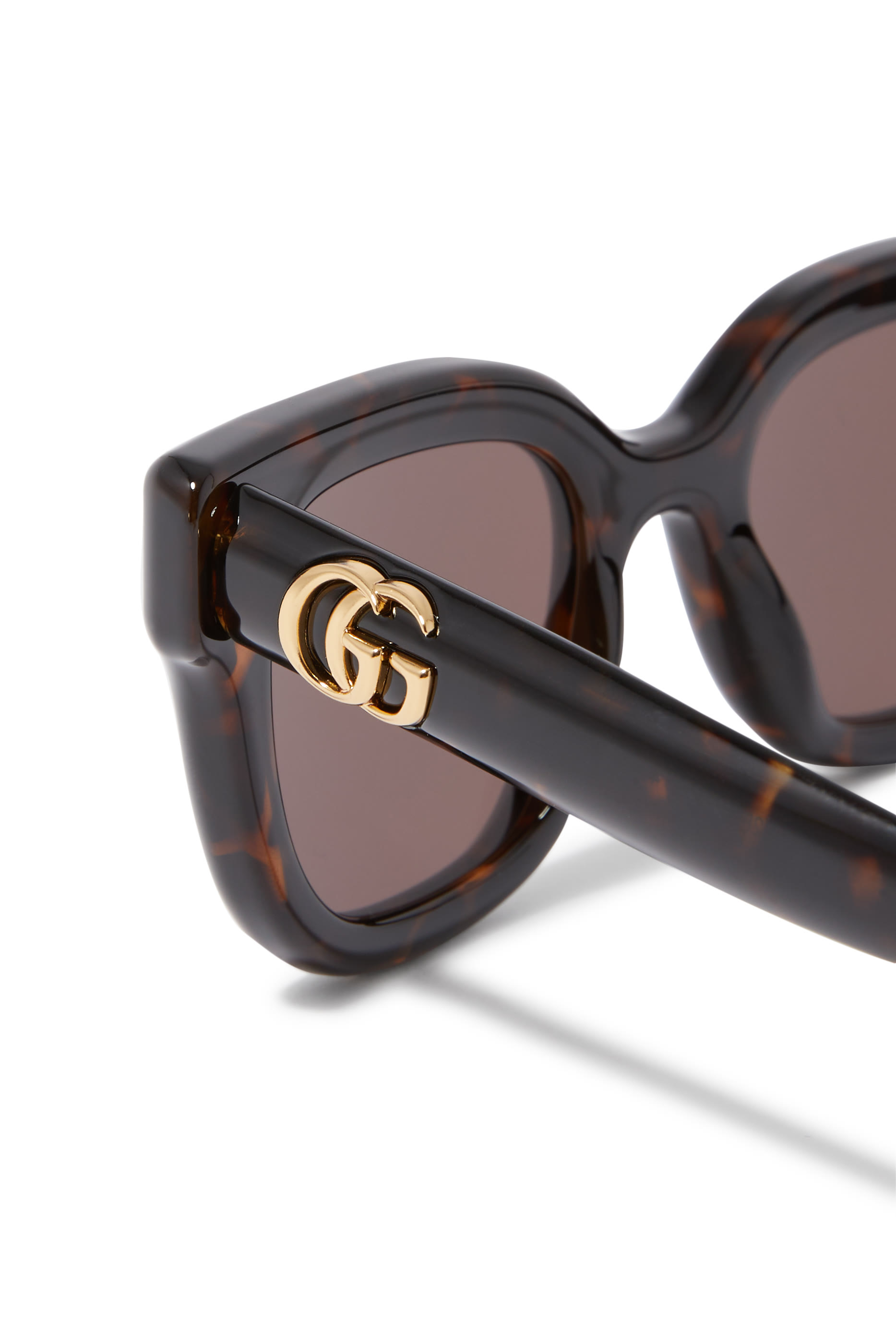 نظارة شمسية بإطار دائري