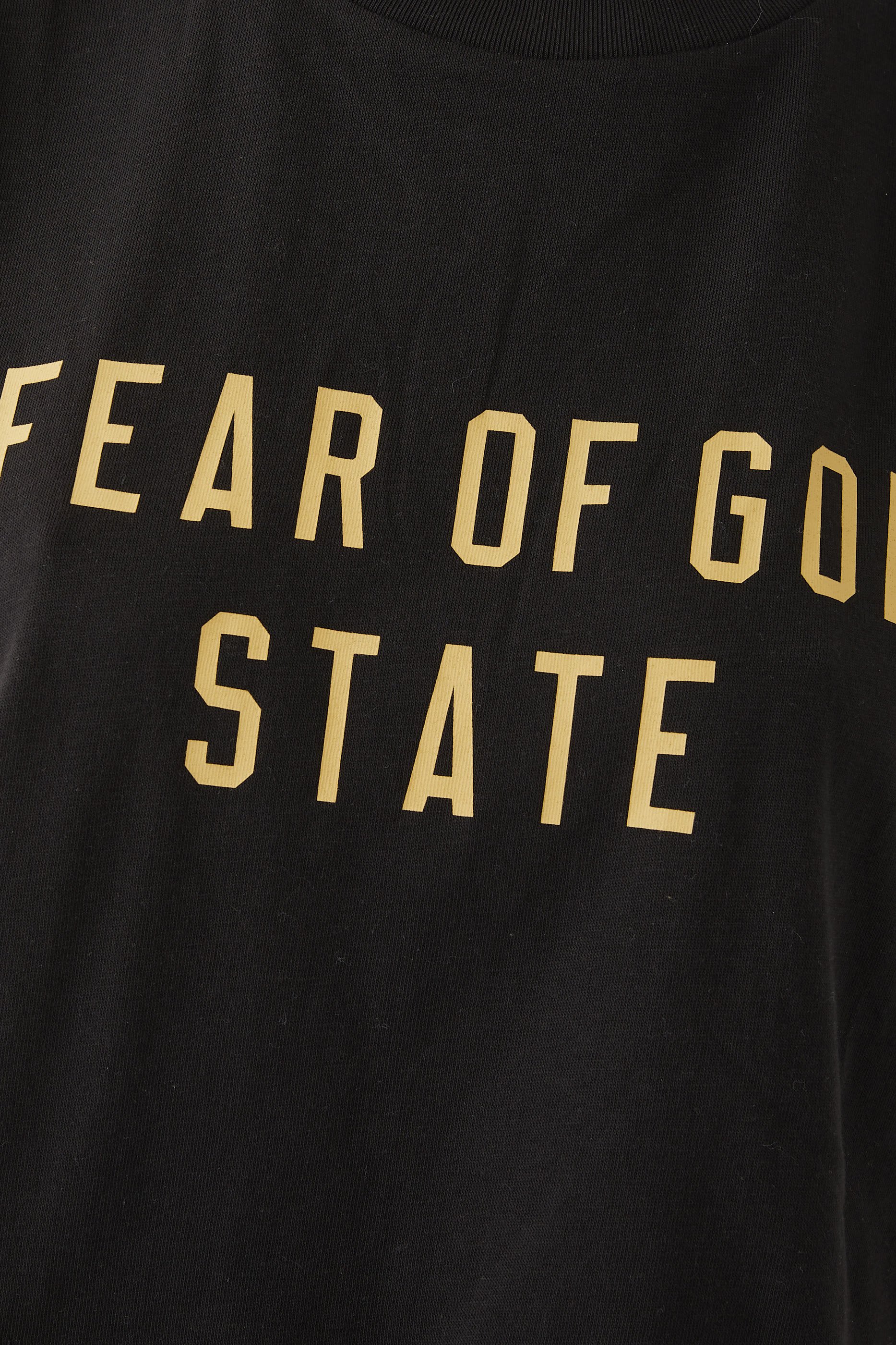 قميص ماسل قصير بمزيج ثلاثي