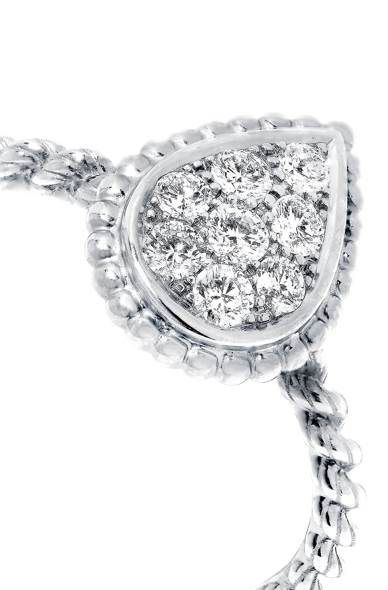 خاتم سيربنت بوهيم صغير مرصع بالماس ذهب أبيض عيار 18