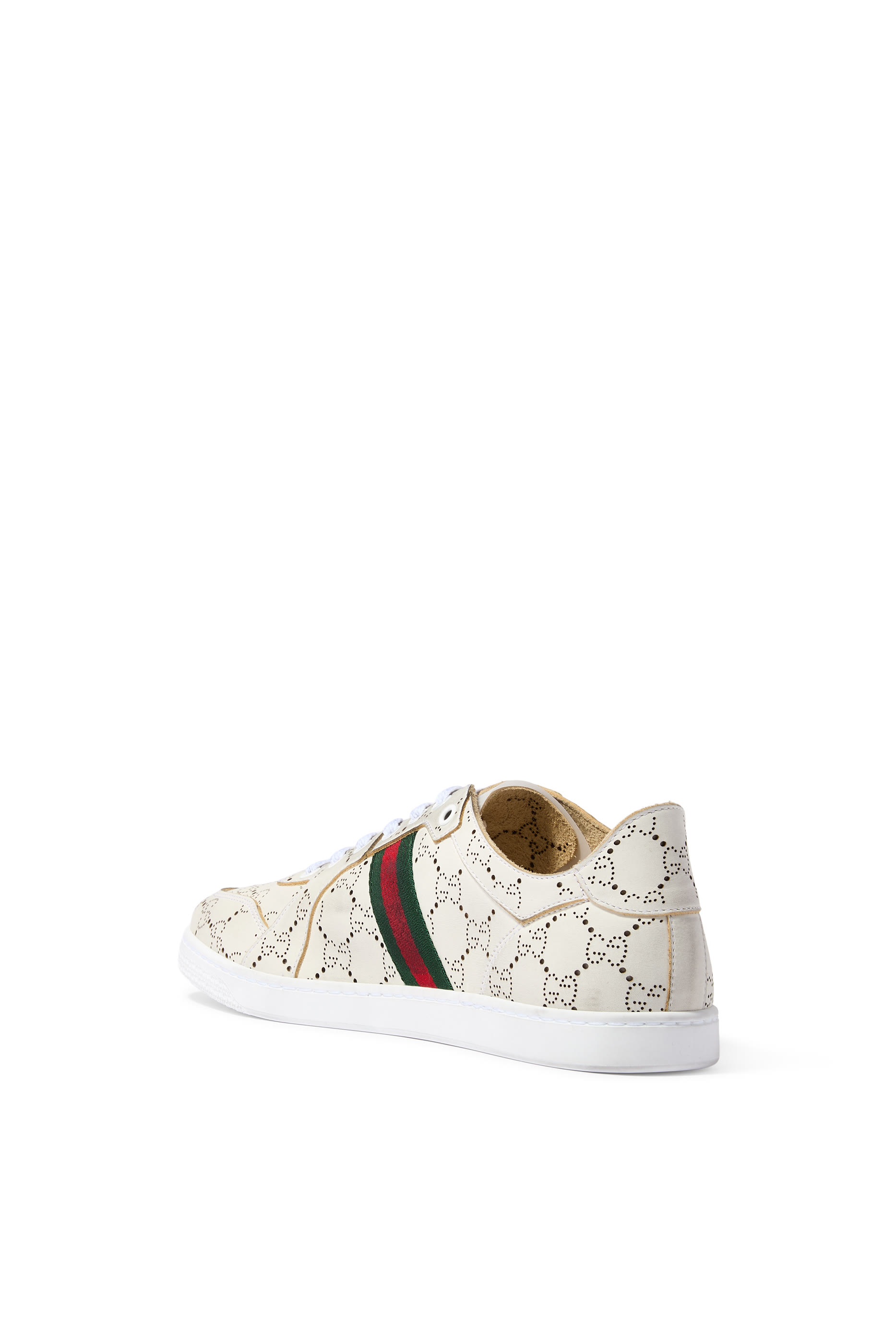 سنيكرز بنقشة حرفي شعار الماركة جلد