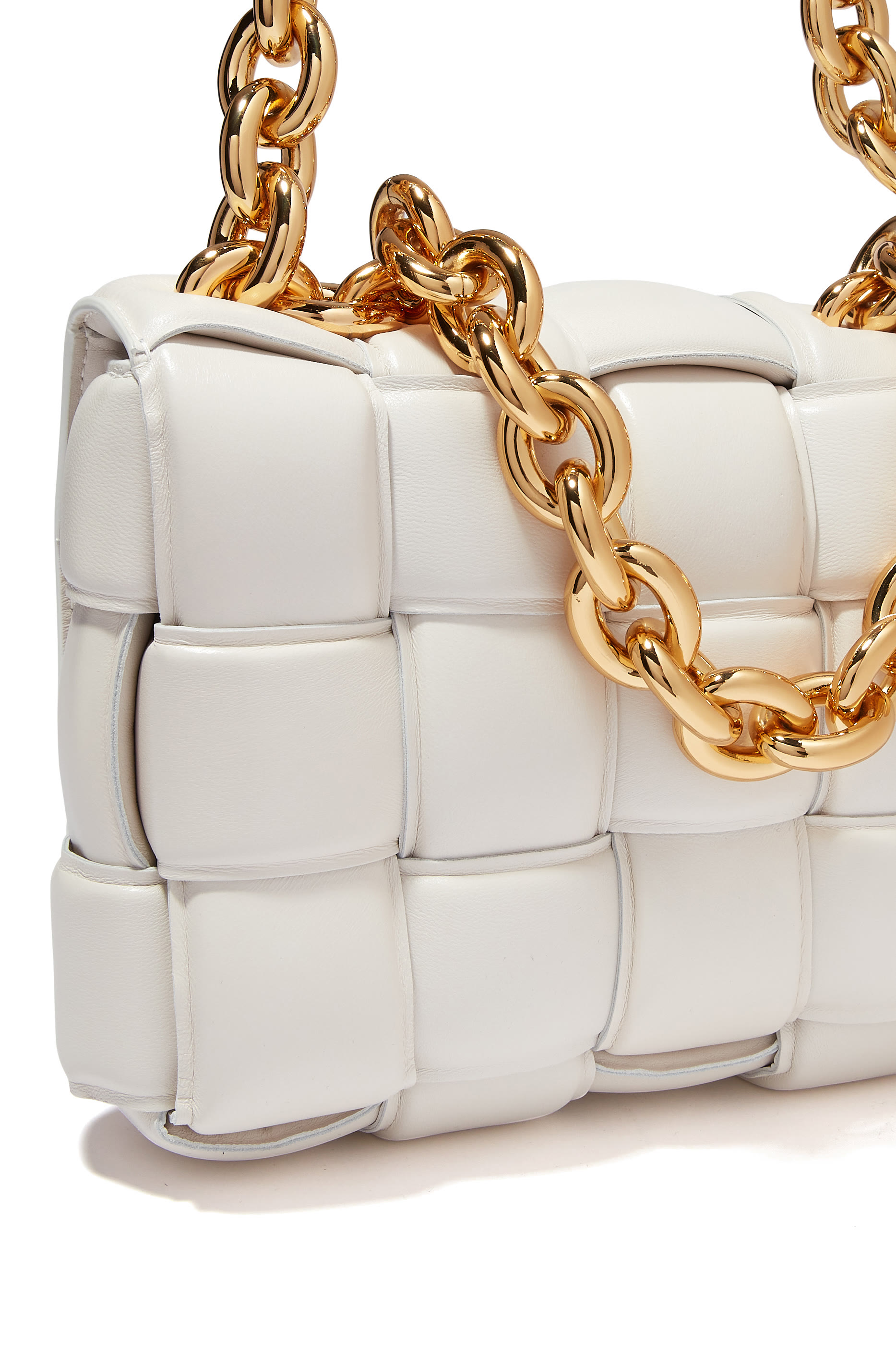 حقيبة كاسيت كروس بسلسلة