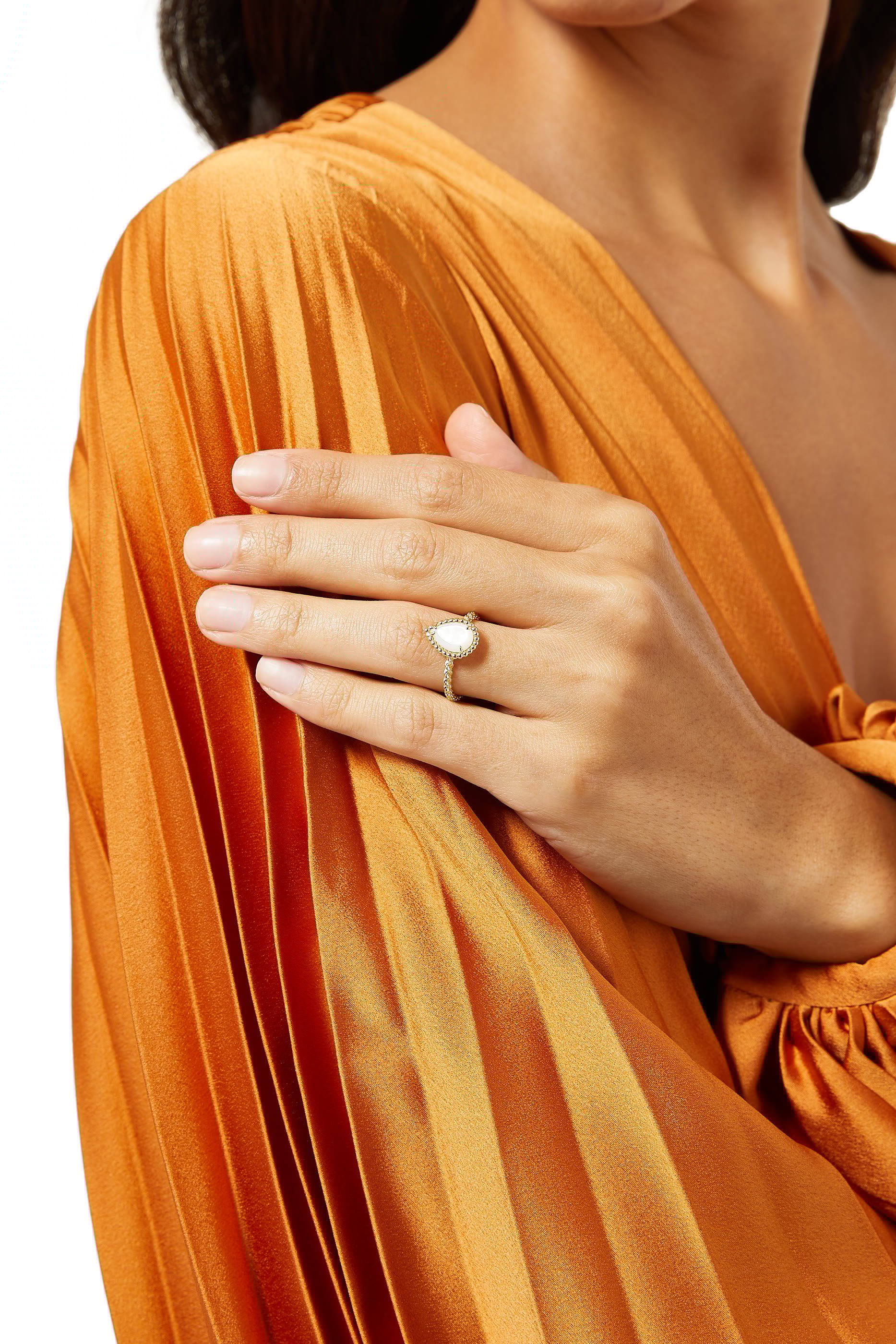 خاتم سيربنت بوهيم مرصع بعرق اللؤلؤ