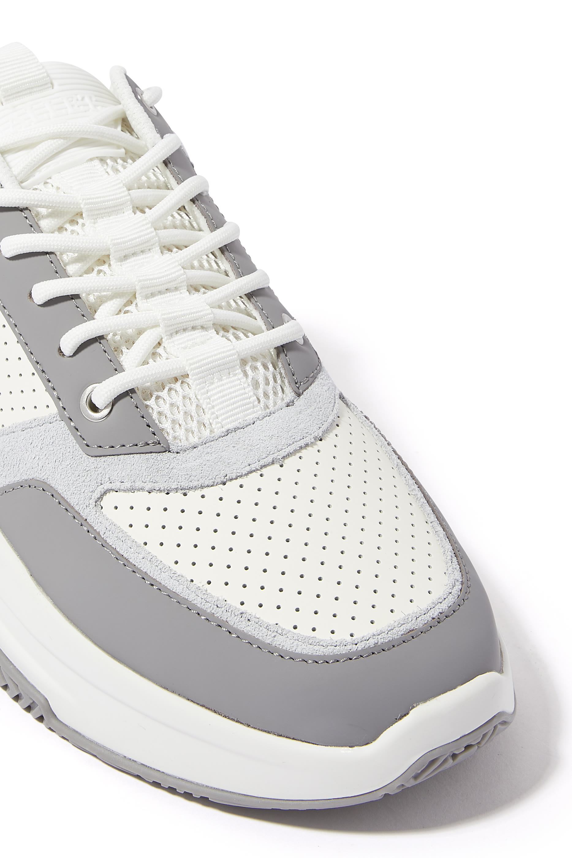 سنيكرز رادنور