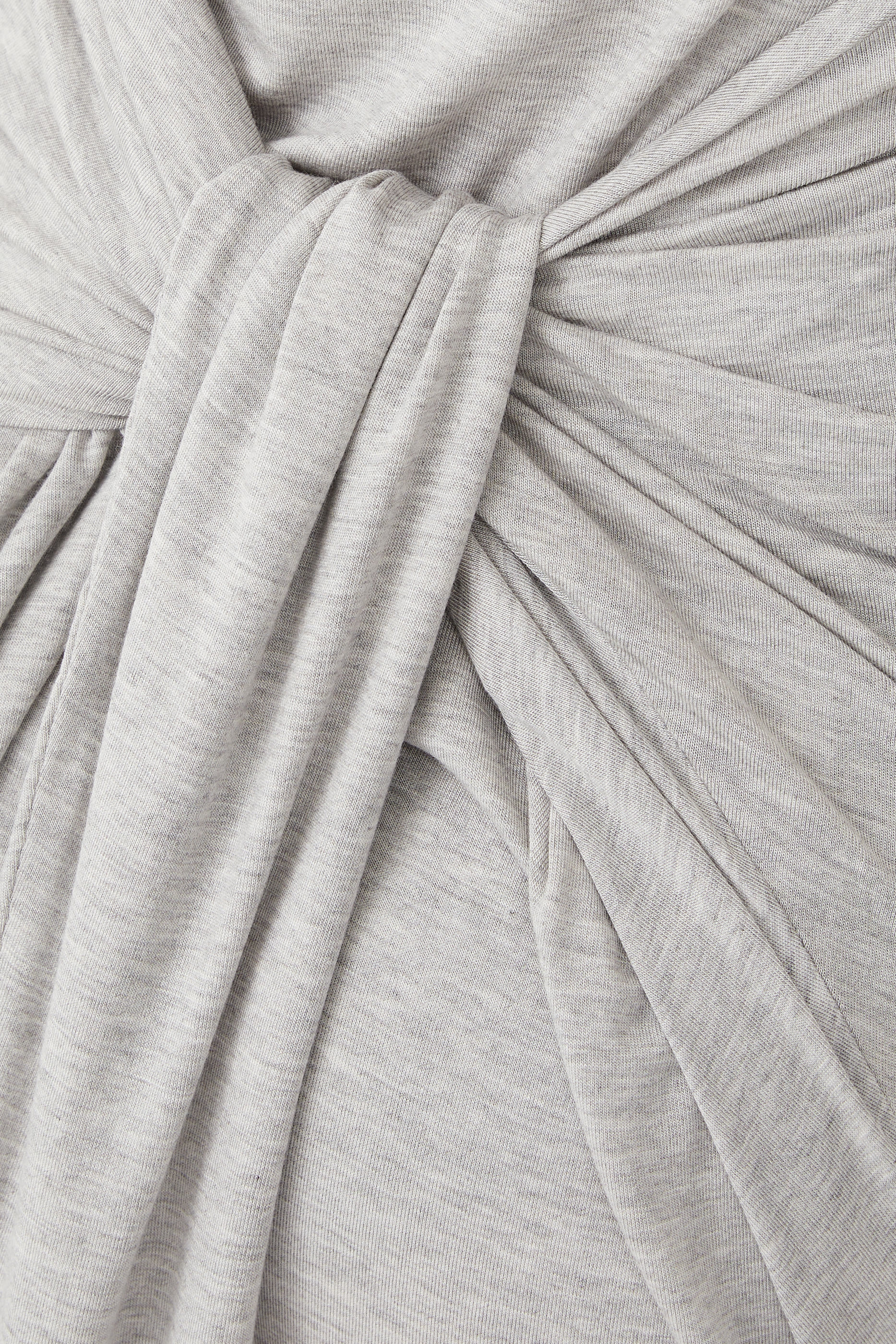 فستان سهرة اول ان وان بلا حمالات بفتحة جانبية