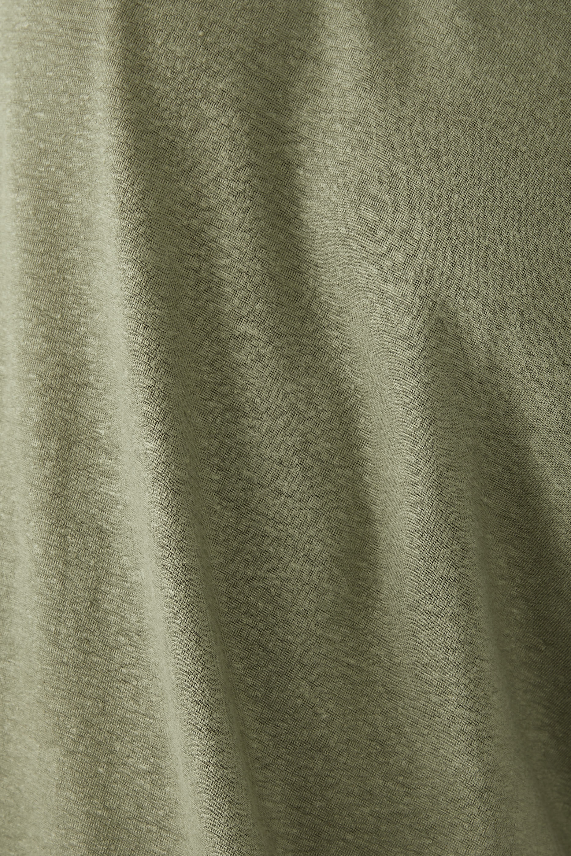 تيشيرت زانون بقصة ضيقة